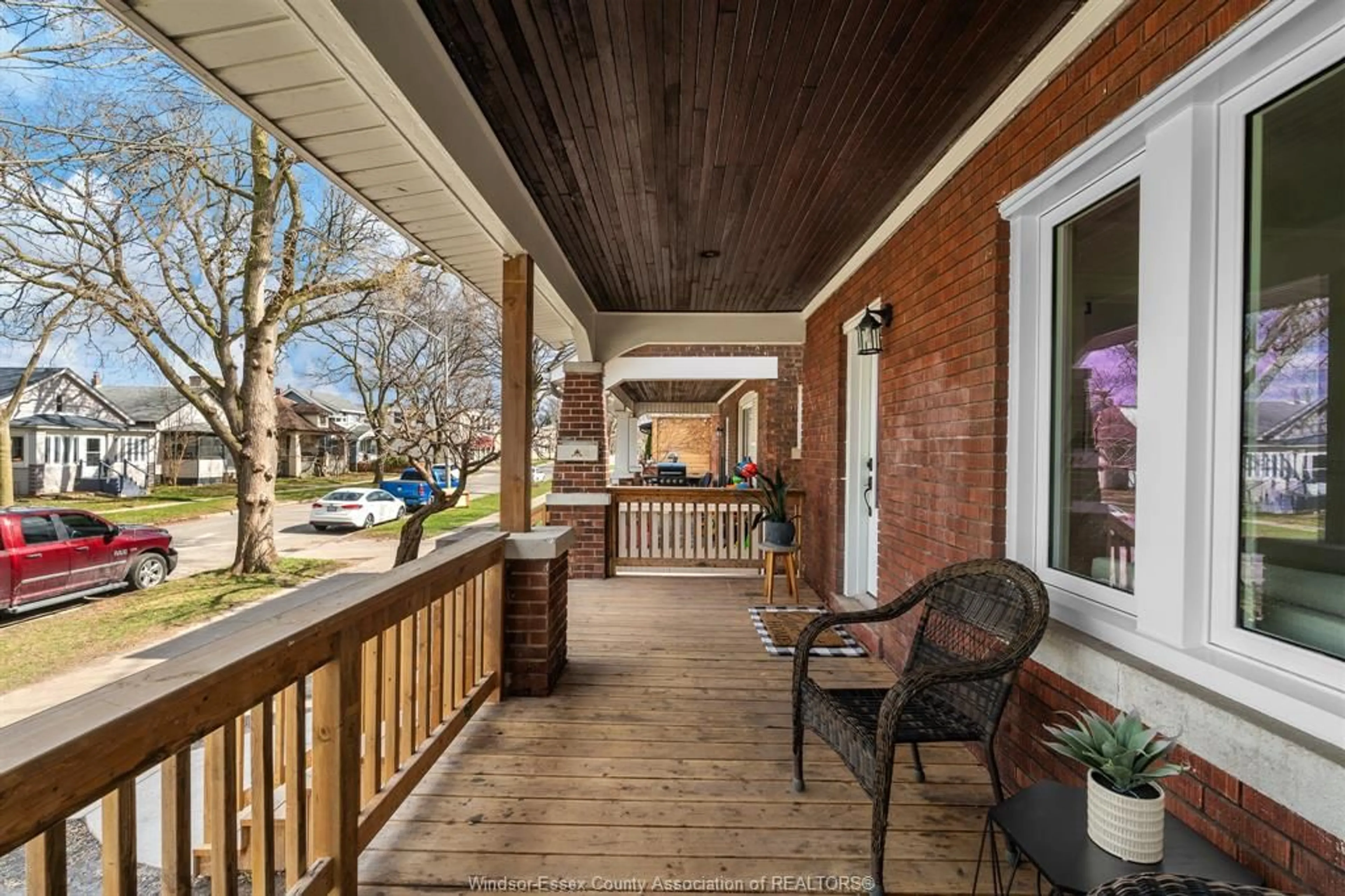 Patio, street for 1555 Lincoln, Windsor Ontario N8Y 2J3