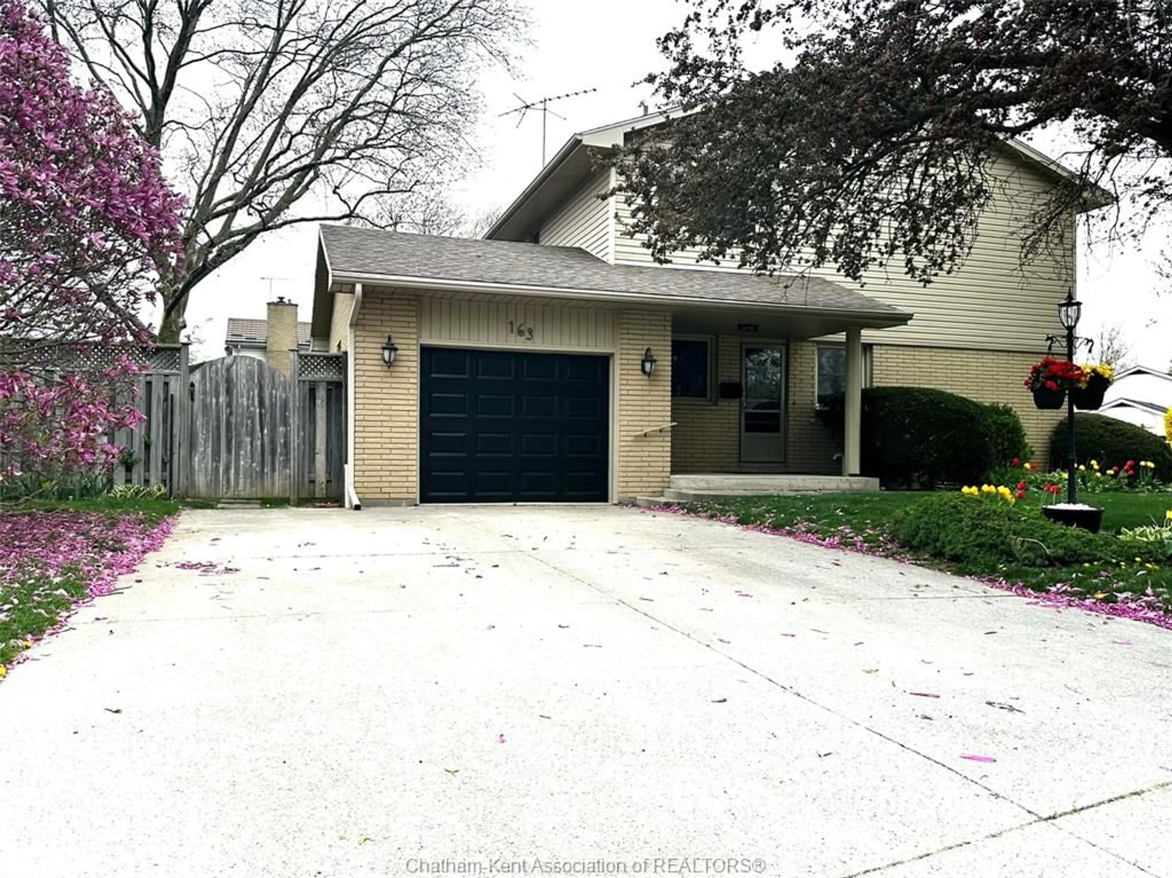 Unknown for 163 Cecile Ave, Chatham Ontario N7M 2C4