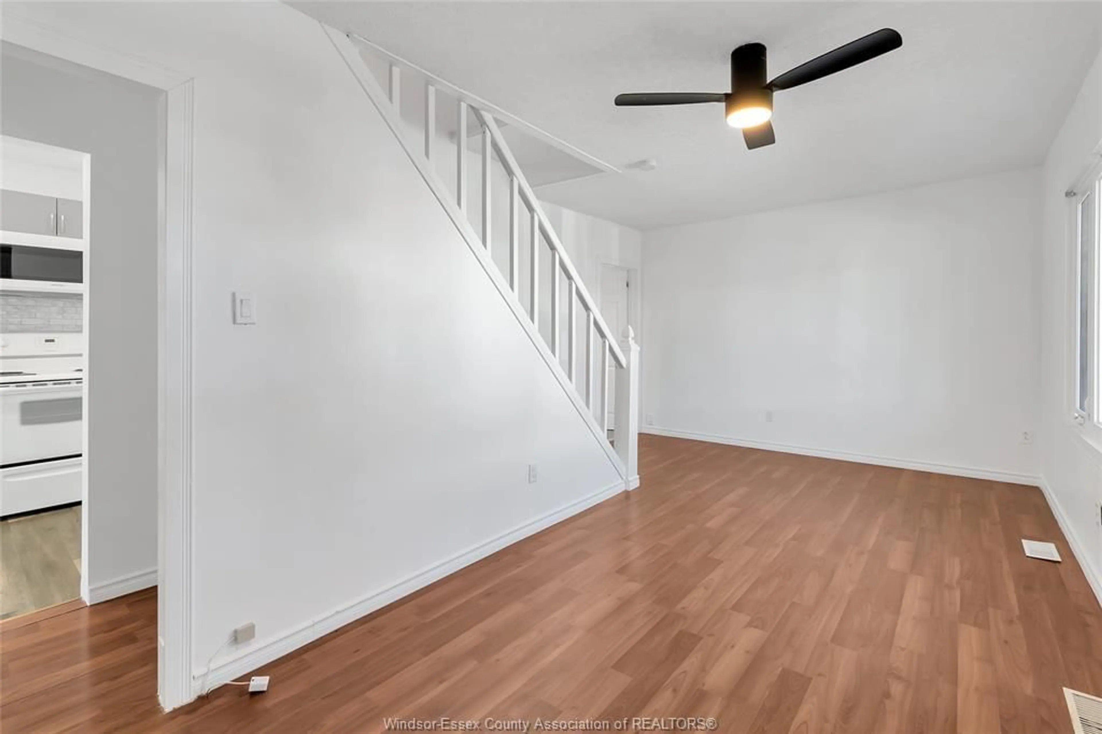 A pic of a room for 1335 Richmond St, Windsor Ontario N9A 4A9