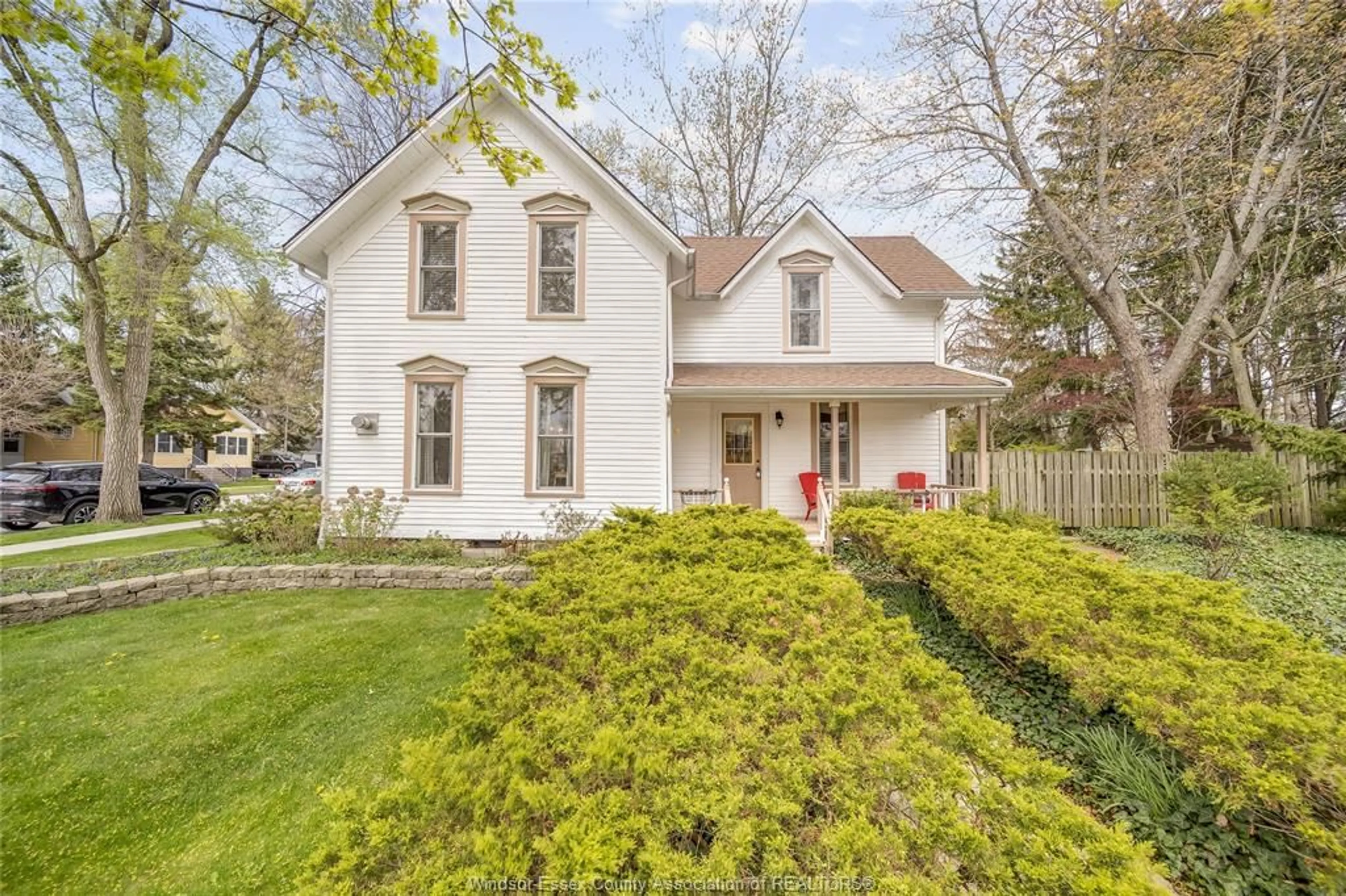 Unknown for 127 QUEEN, Kingsville Ontario N9Y 2A1