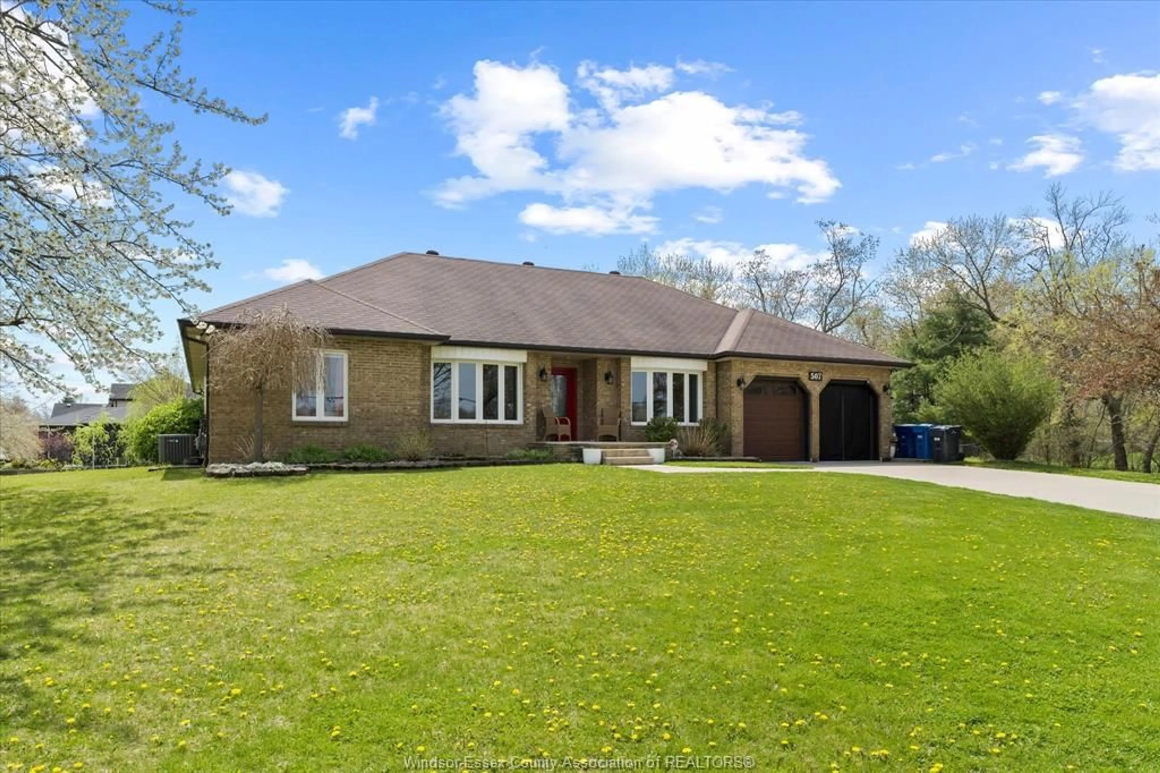 Home with brick exterior material, street for 507 MCLEOD Ave, Amherstburg Ontario N9V 2Y8