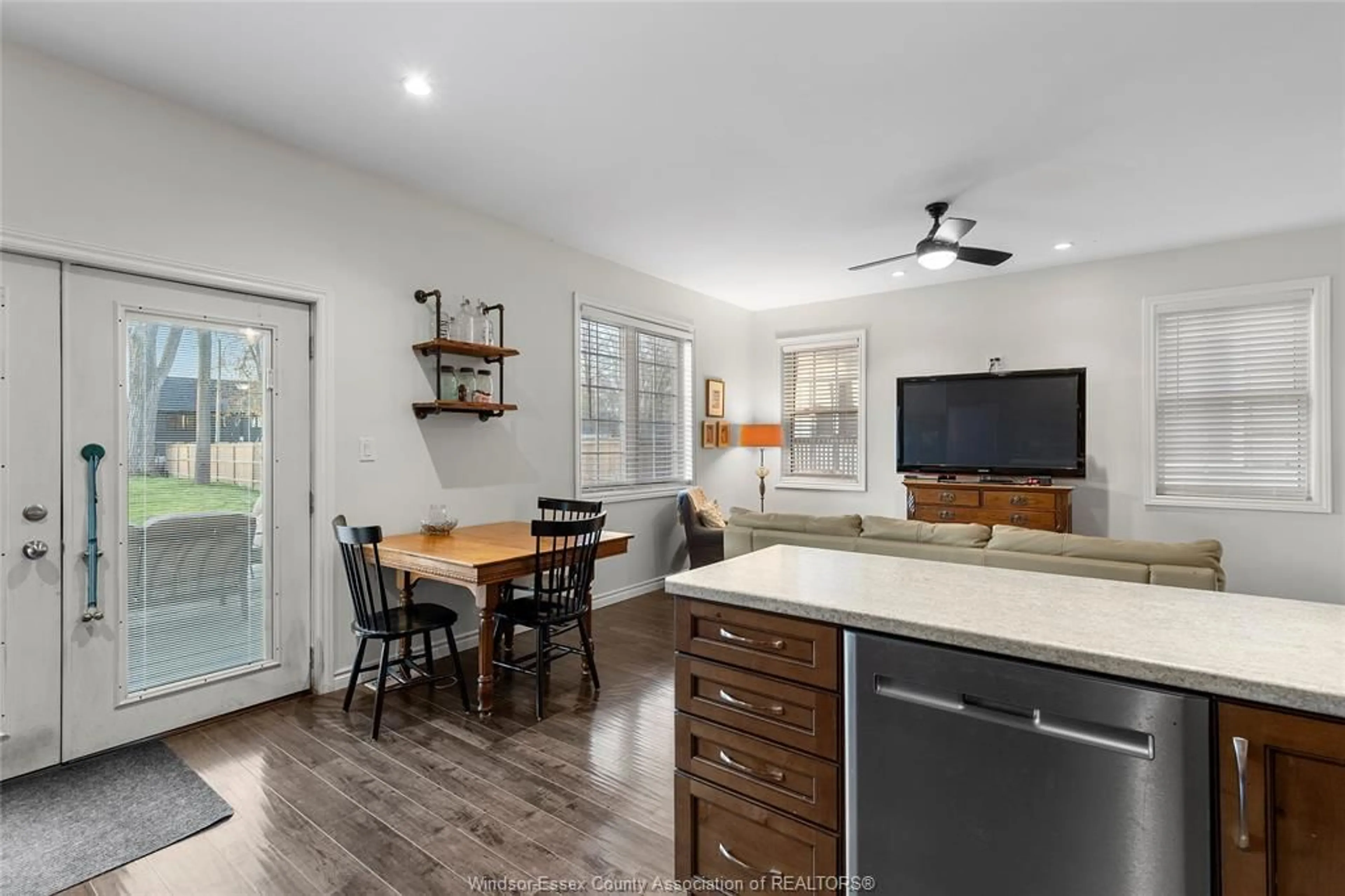 Open concept kitchen, unknown for 600 HERITAGE Rd, Kingsville Ontario N9Y 3B2