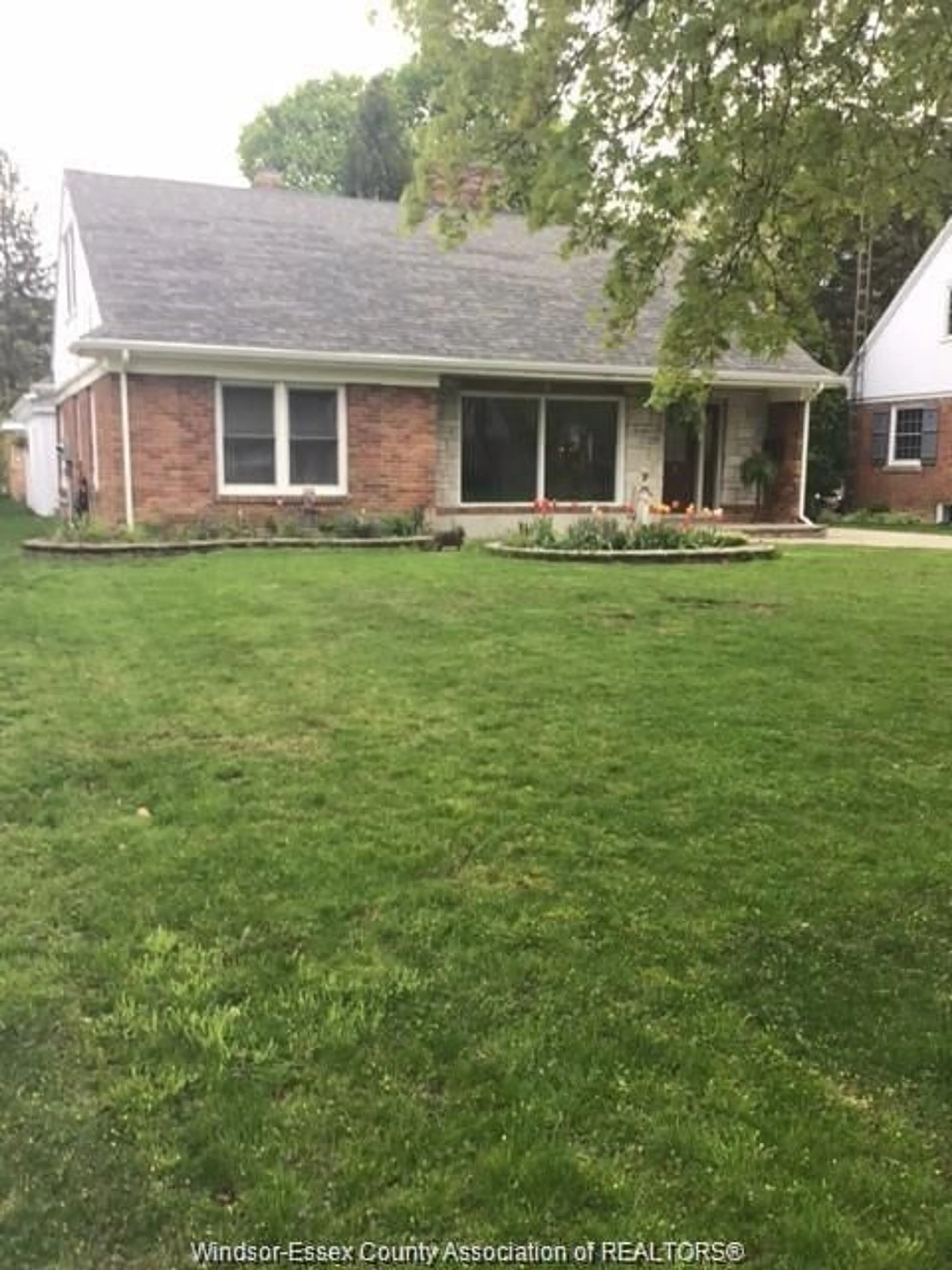 Unknown for 229 ELIZABETH St, Chatham Ontario N7L 2Y6