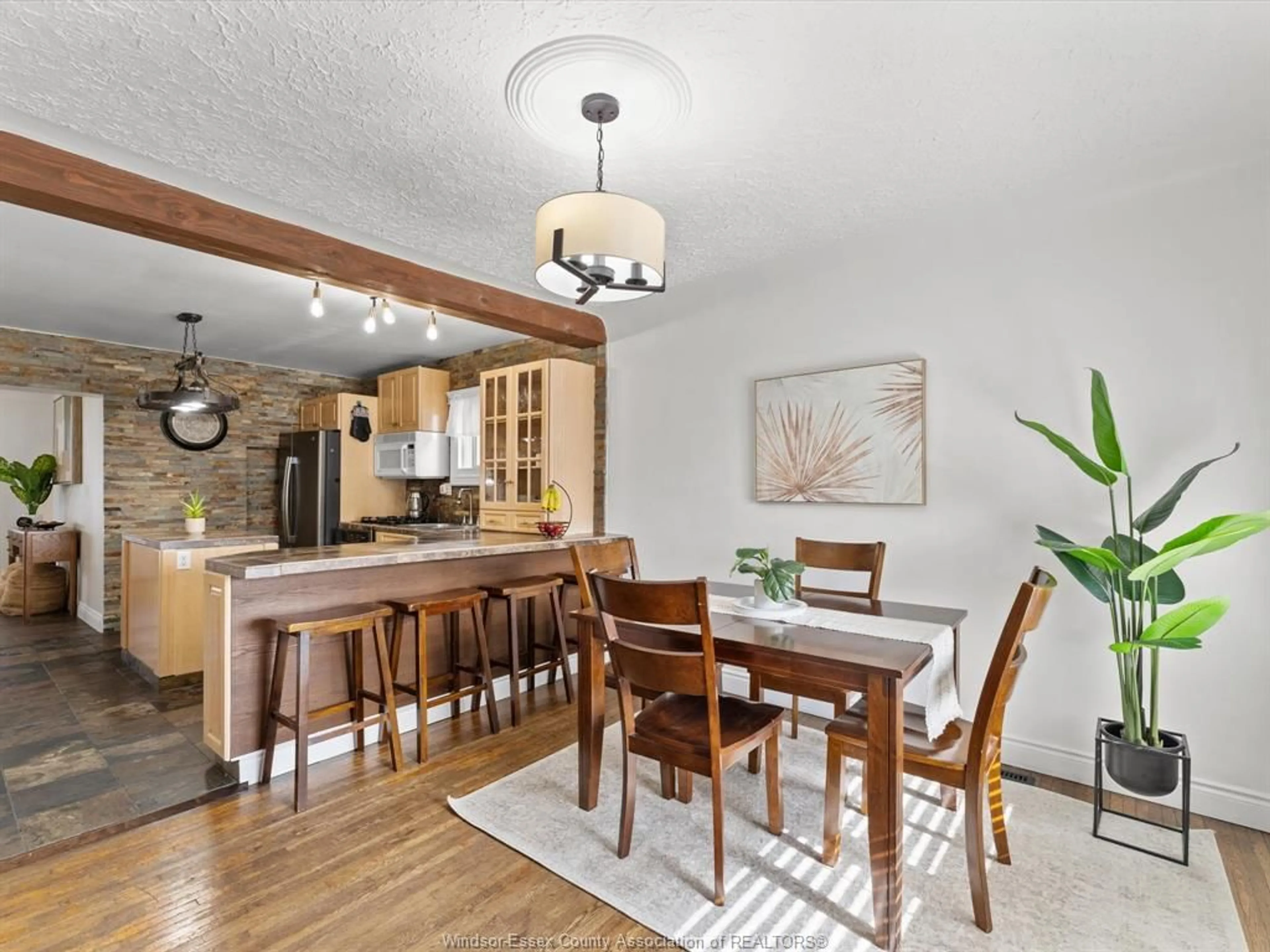 Dining room, wood/laminate floor for 2258 CHARL Ave, Windsor Ontario N8X 2A2