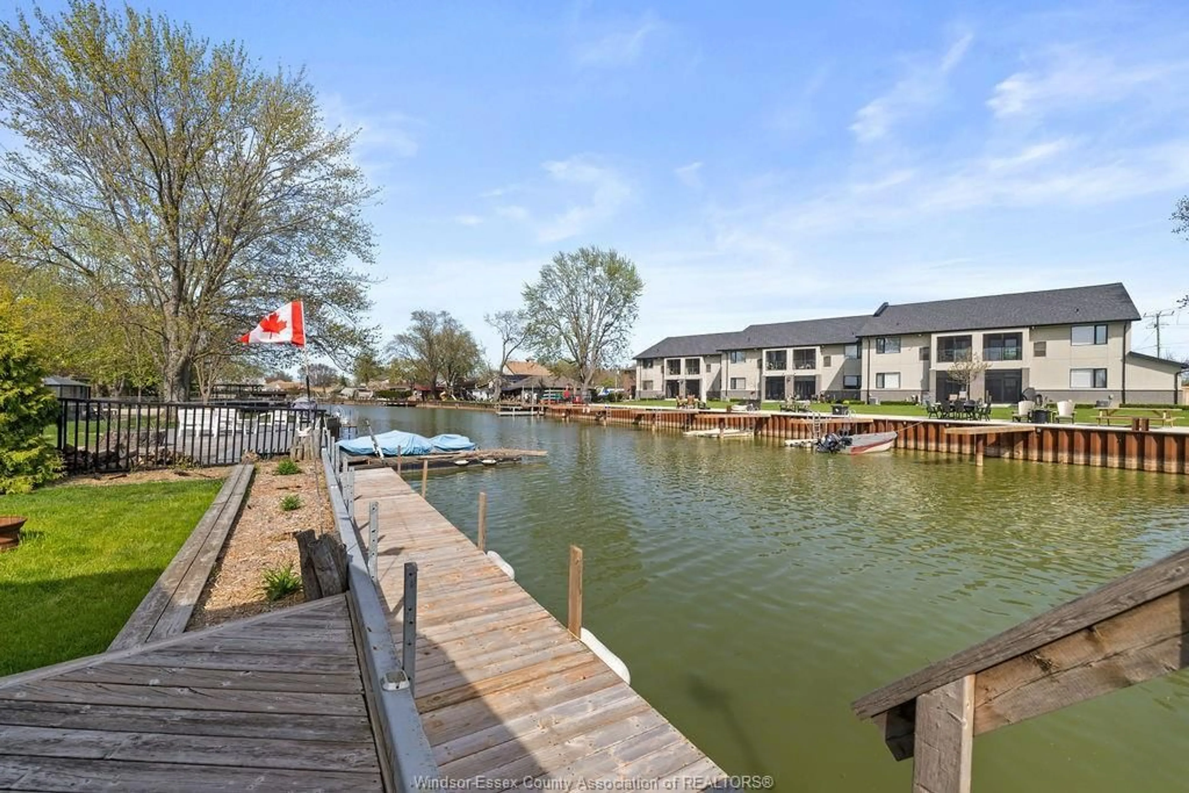 Unknown for 192 MILL, Lakeshore Ontario N8L 0Y9
