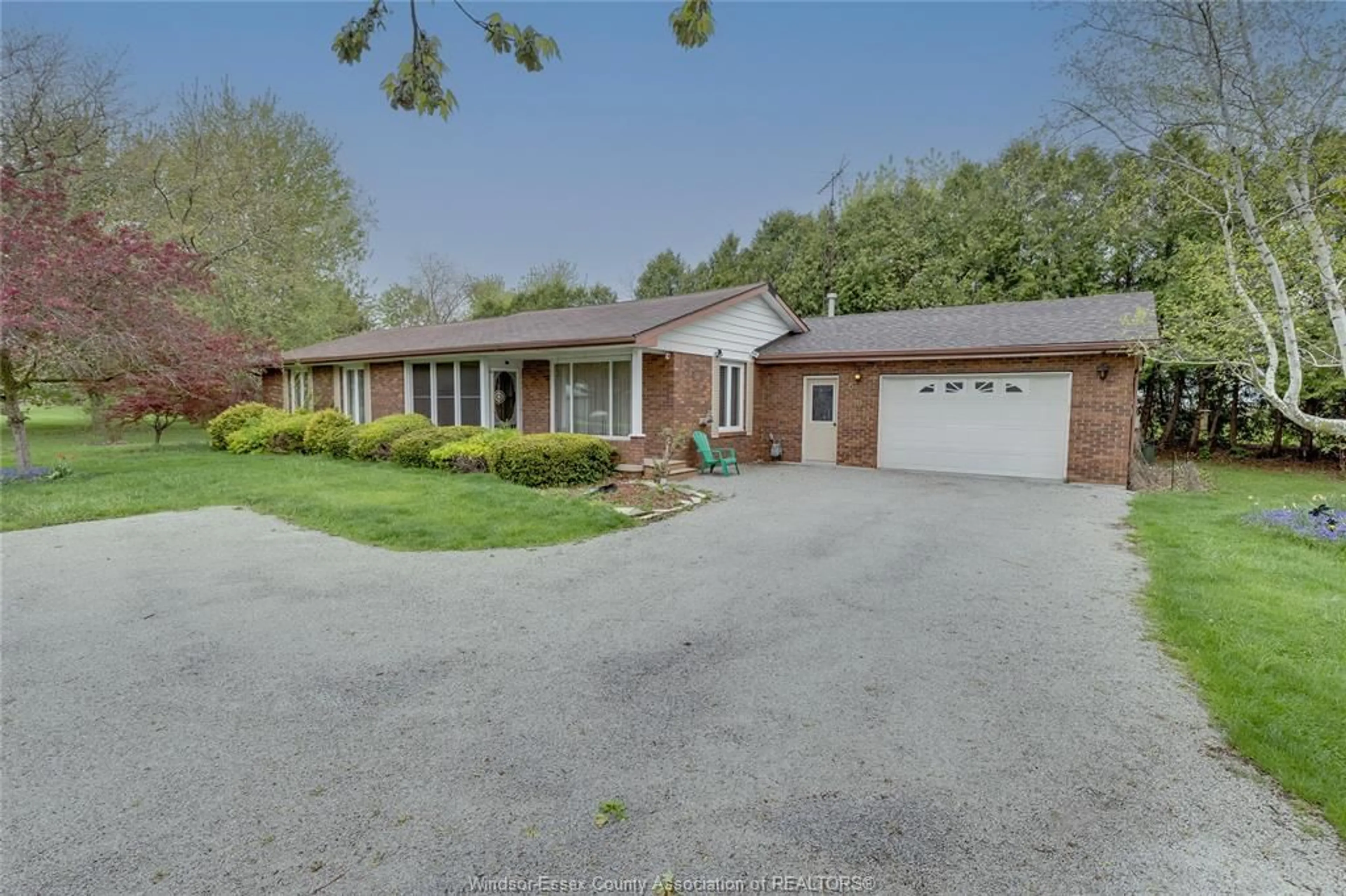 A pic from outside/outdoor area/front of a property/back of a property/a pic from drone, street for 6301 Taylor, Comber Ontario N0P 1J0