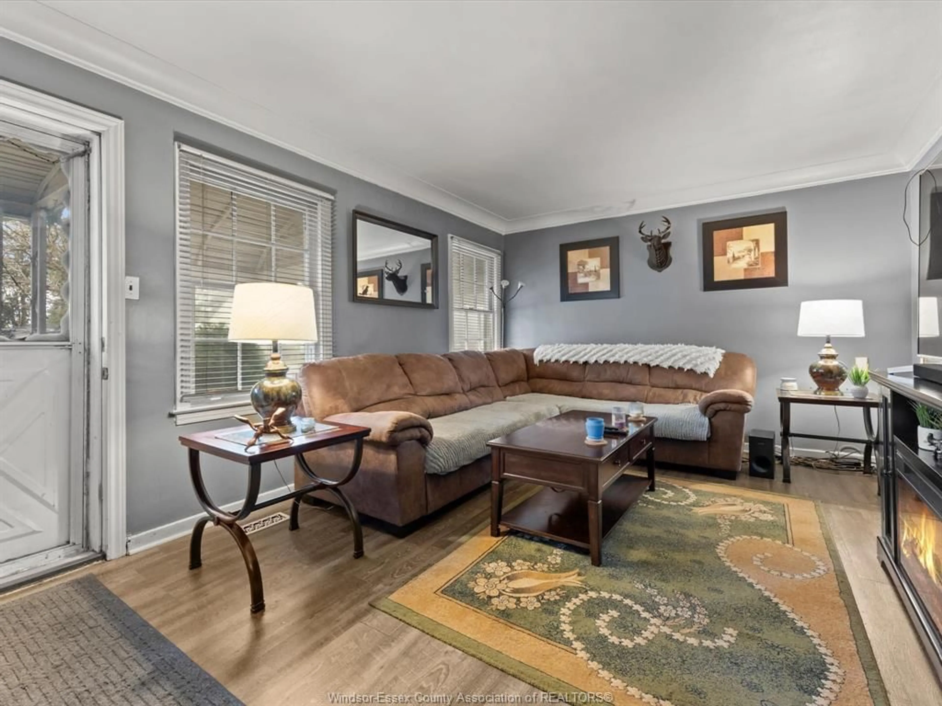 Living room with furniture, unknown for 1624 PRINCE Rd, Windsor Ontario N9C 3B7
