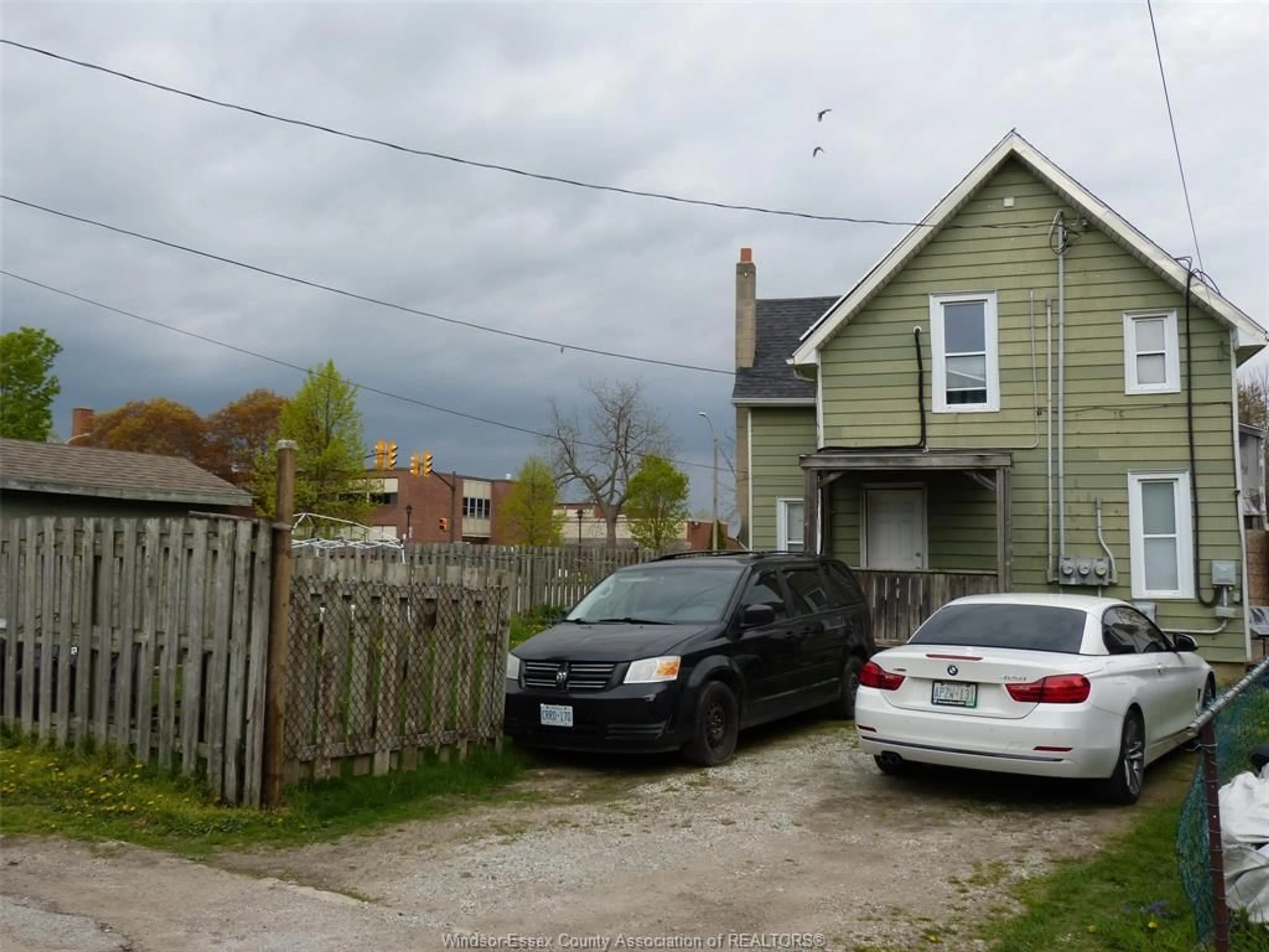 Unknown for 124 TALBOT St, Leamington Ontario N8H 1M9