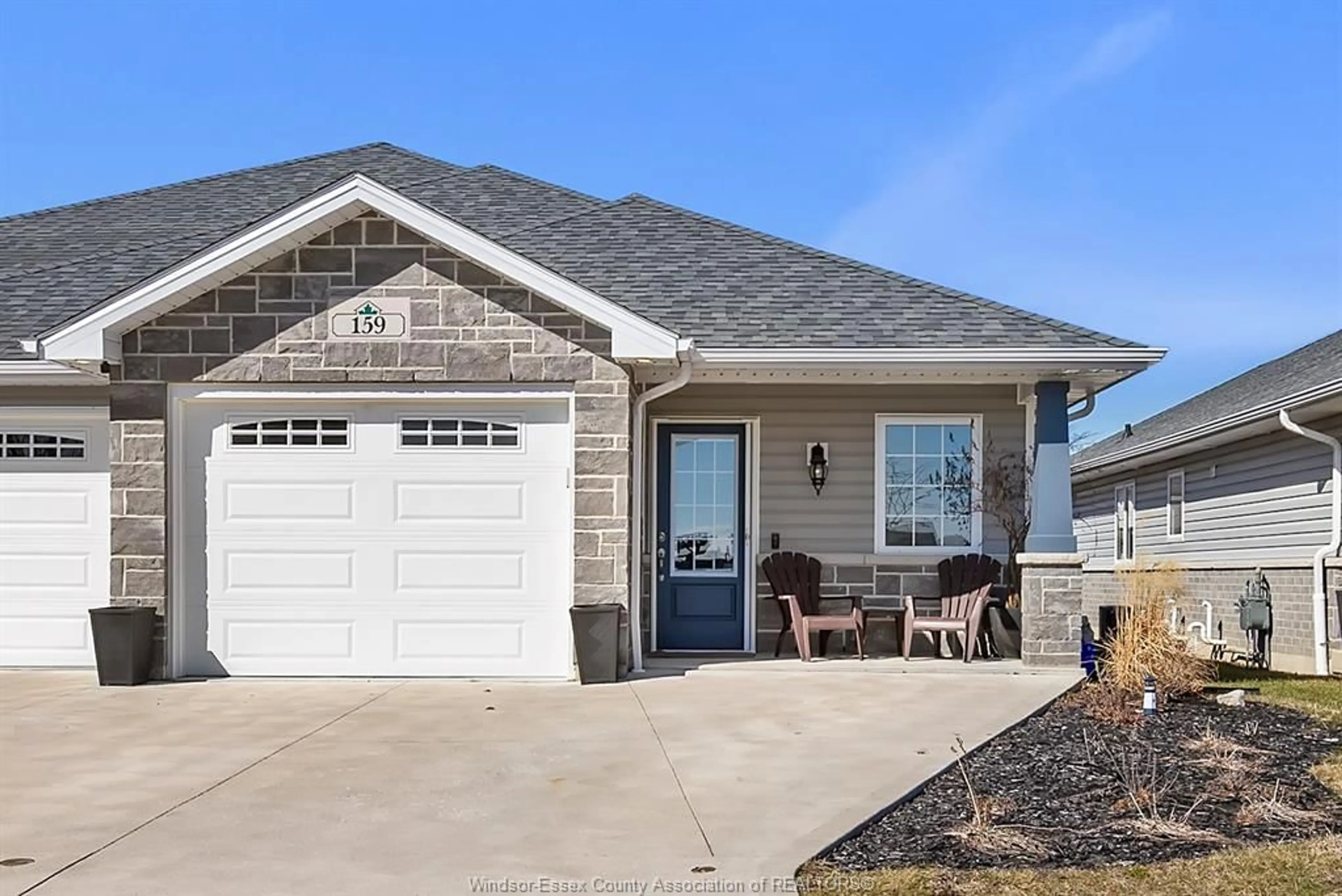 Home with vinyl exterior material, street for 159 MEADOWVIEW Ave, Amherstburg Ontario N9V 0E9