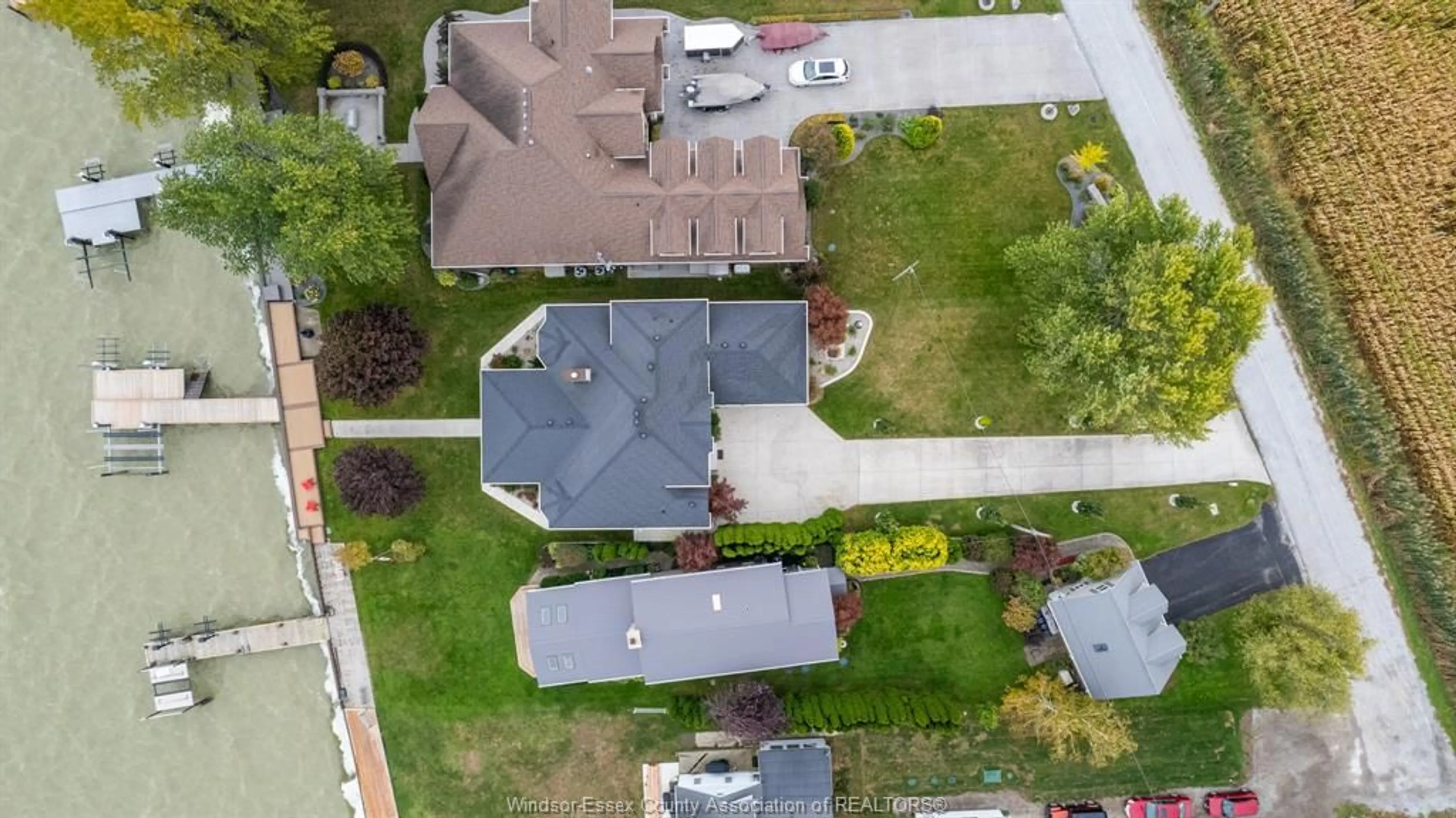 A pic from outside/outdoor area/front of a property/back of a property/a pic from drone, street for 1283 LANGE Ave, Lakeshore Ontario N0R 1S0