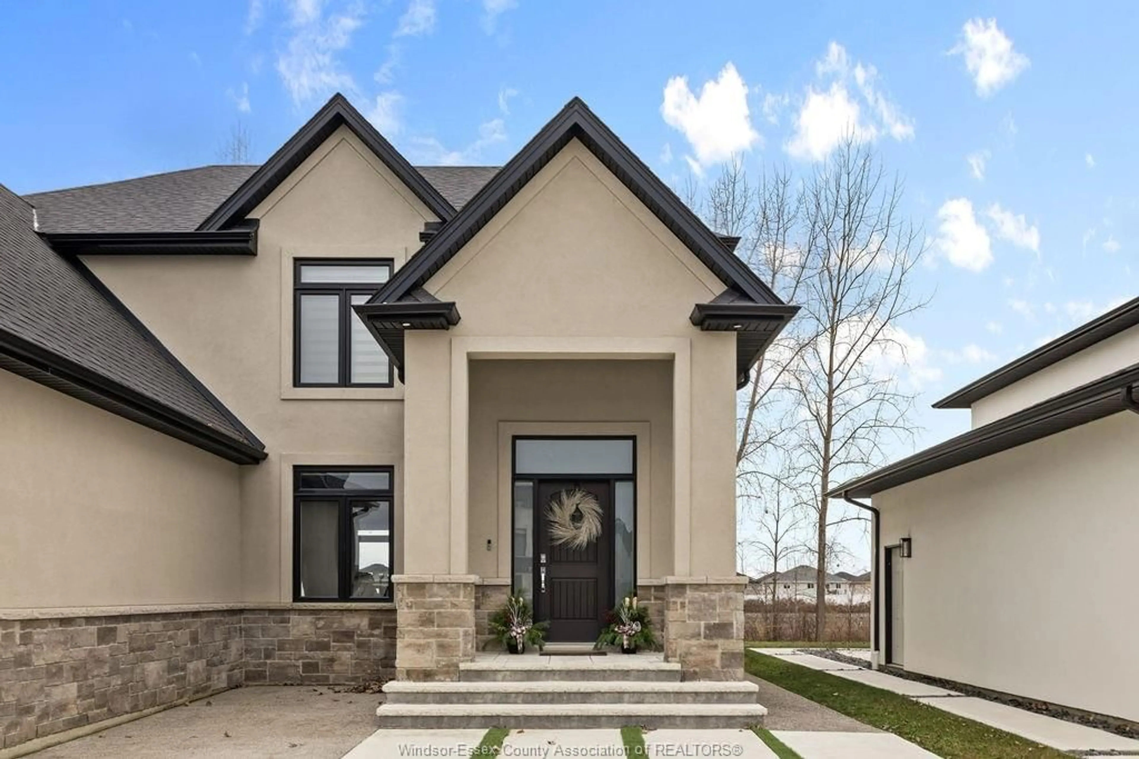 Home with brick exterior material, street for 1077 CHATEAU Ave, Windsor Ontario N8P 1J6