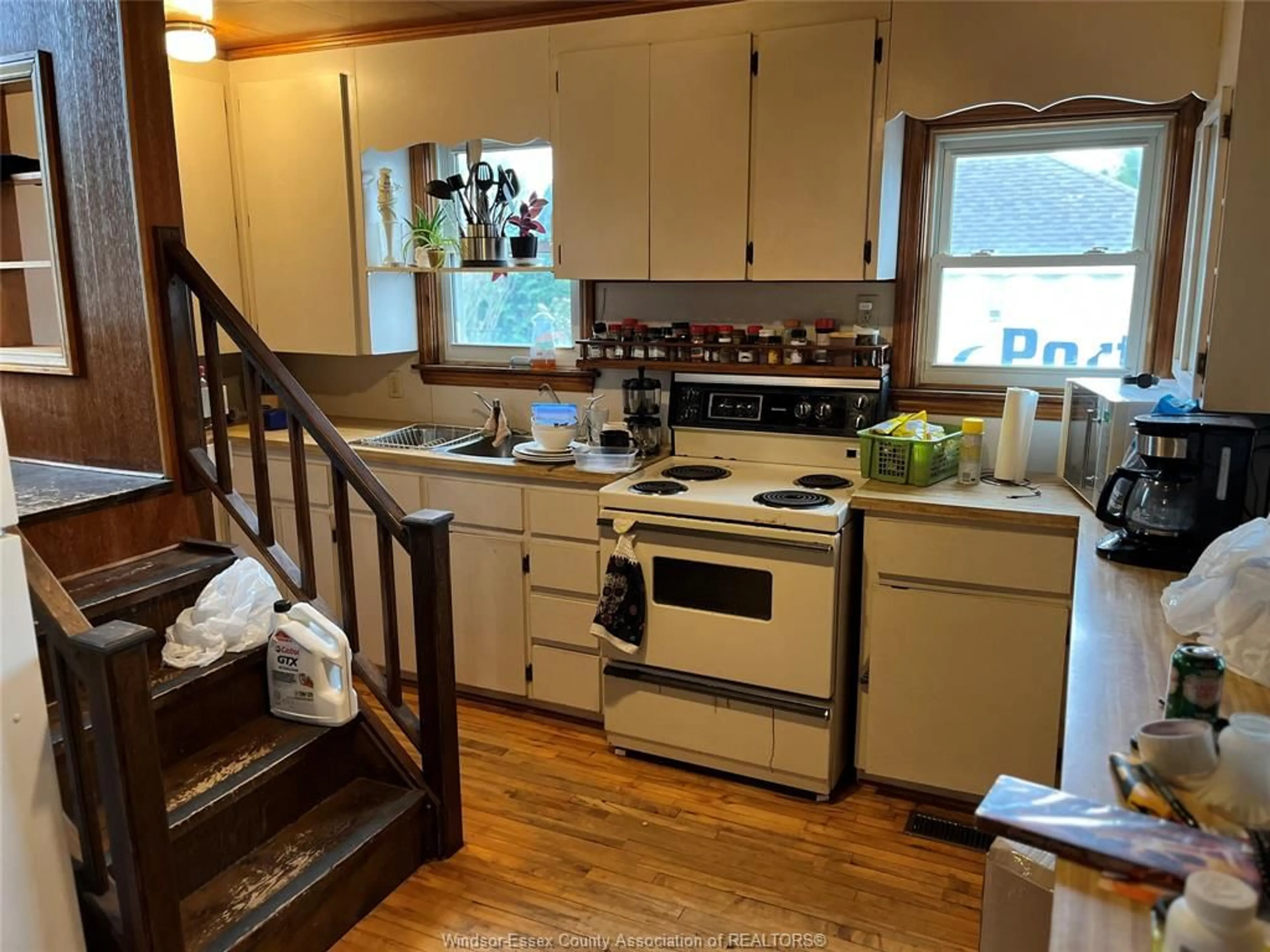 Standard kitchen, unknown for 259 CHISHOLM, Belle River Ontario N0R 1A0