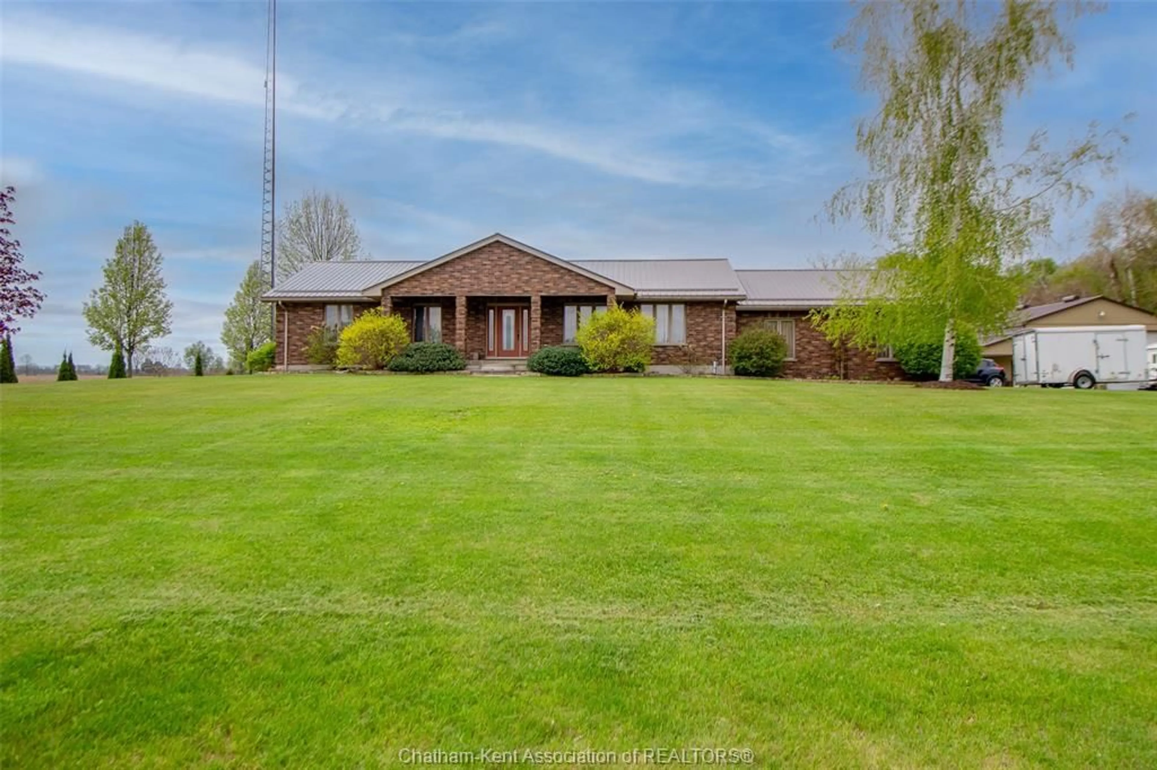 A pic from outside/outdoor area/front of a property/back of a property/a pic from drone, unknown for 14480 ZONE CENTRE Line, Bothwell Ontario N0P 1C0
