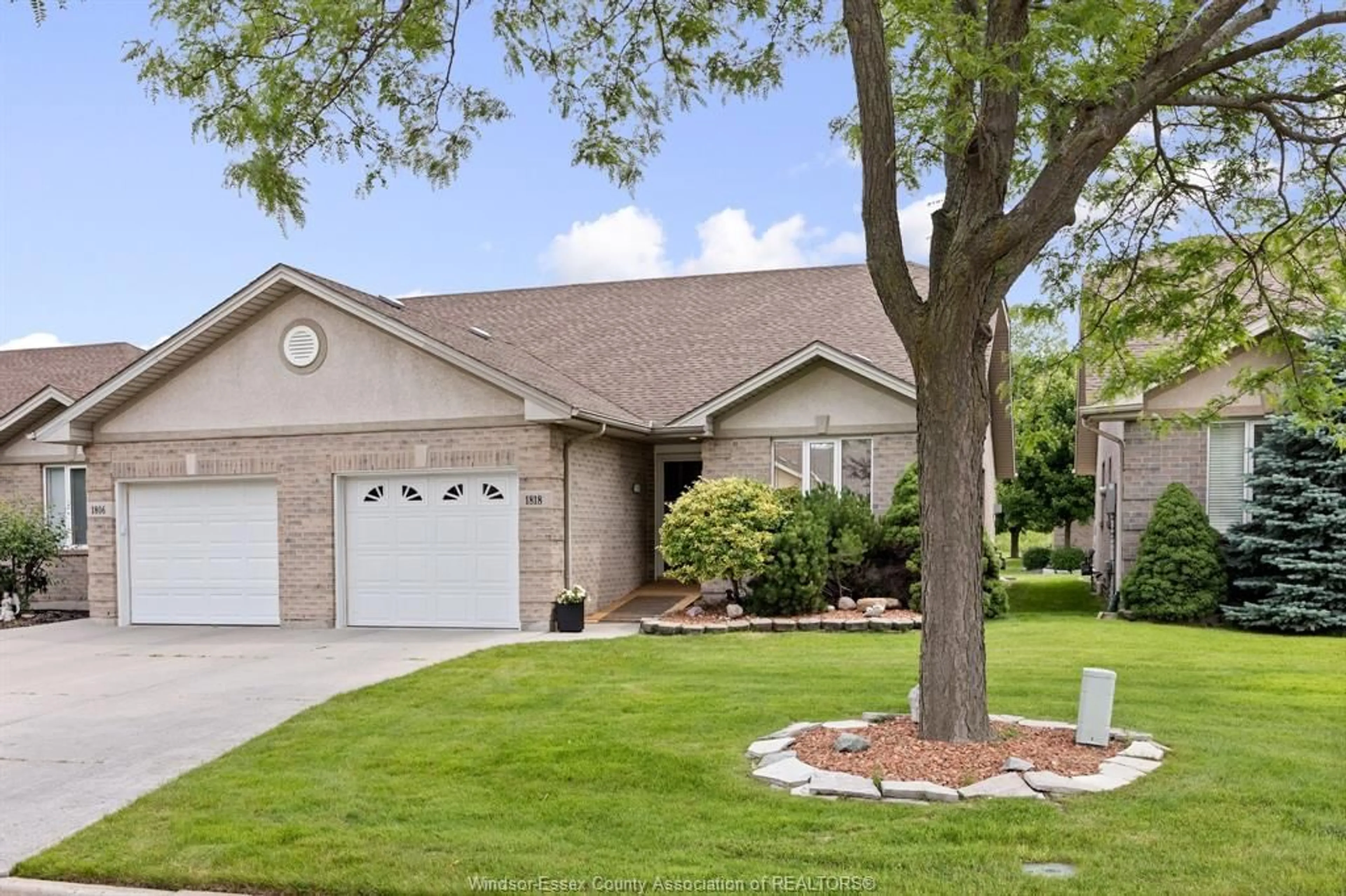 Home with brick exterior material, street for 1818 CASTLETON Ave, Windsor Ontario N8P 1P5
