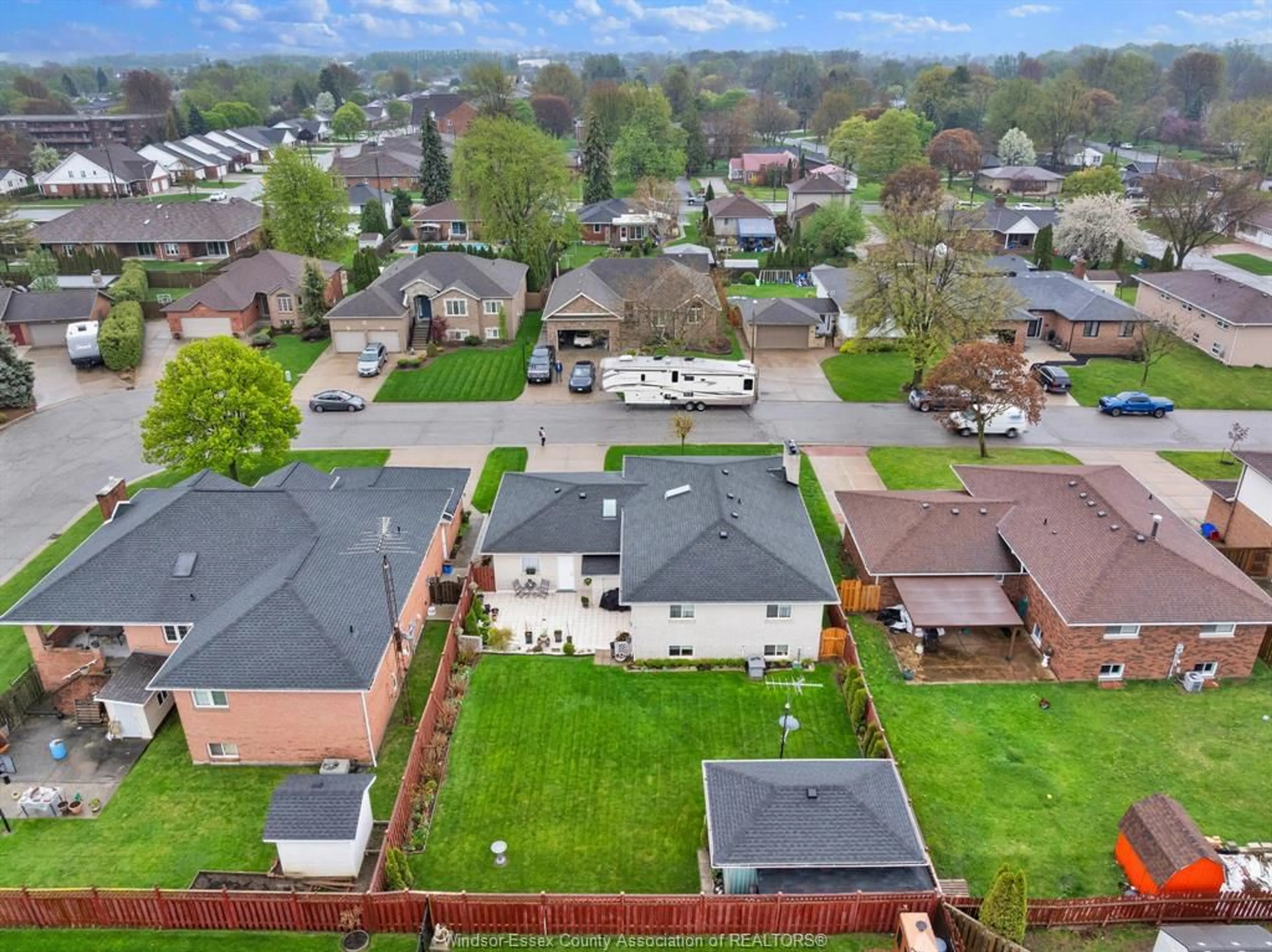A pic from outside/outdoor area/front of a property/back of a property/a pic from drone, street for 43 Debergh Ave, Leamington Ontario N8H 4V7