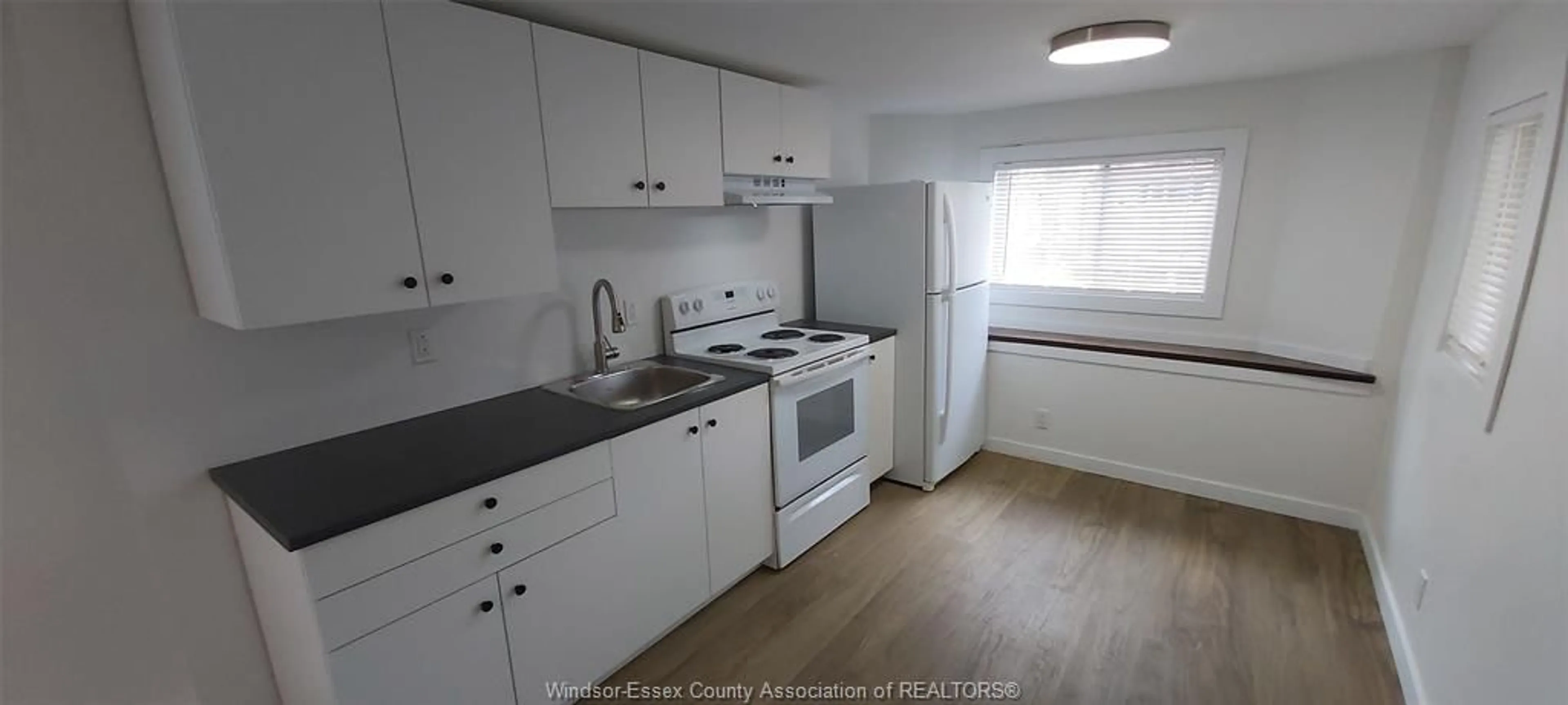 Standard kitchen, unknown for 220 BARRACUDA Ave, Windsor Ontario N8W 2B5