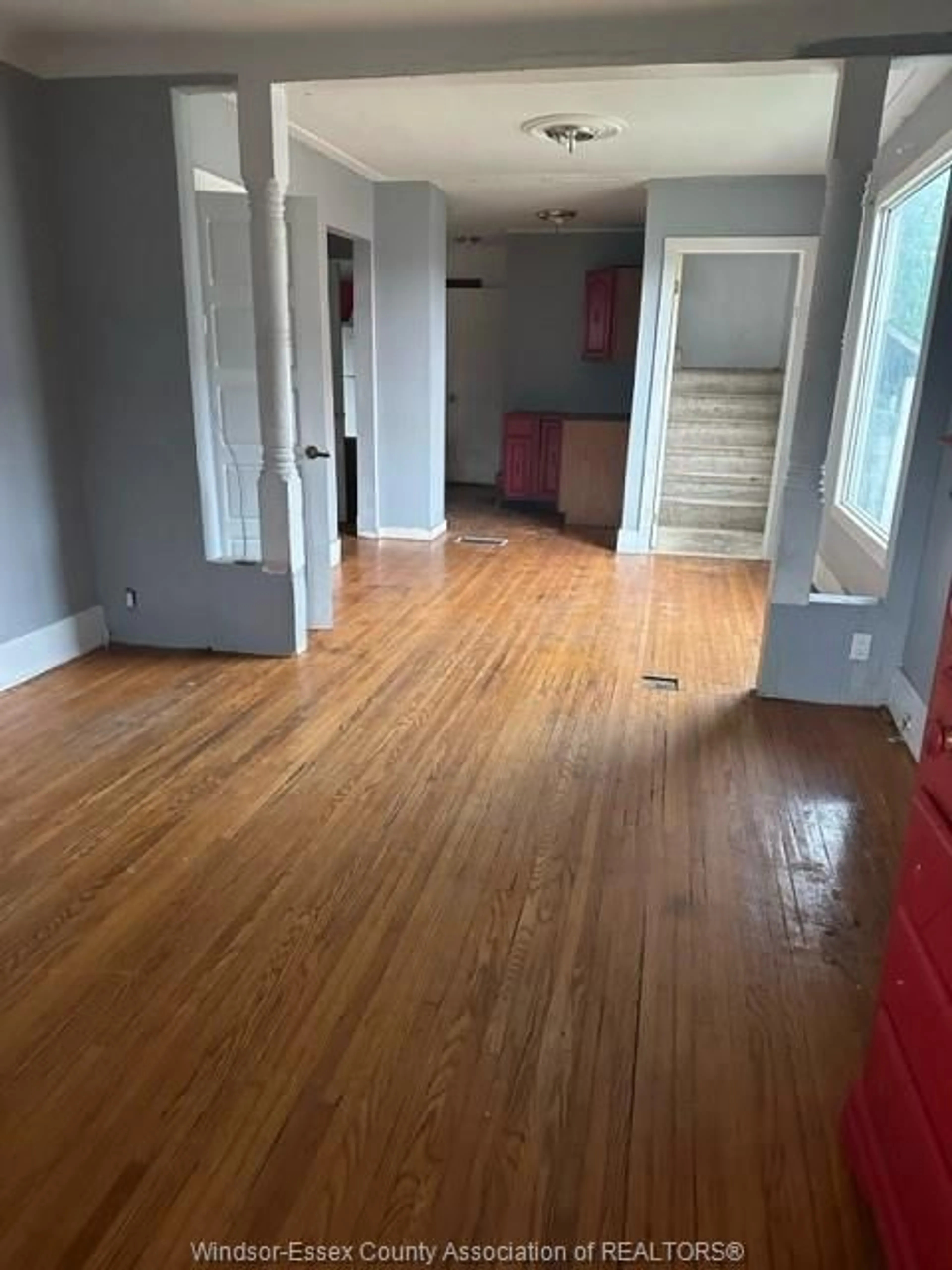 A pic of a room for 1027 HIGHLAND Ave, Windsor Ontario N9A 1R6