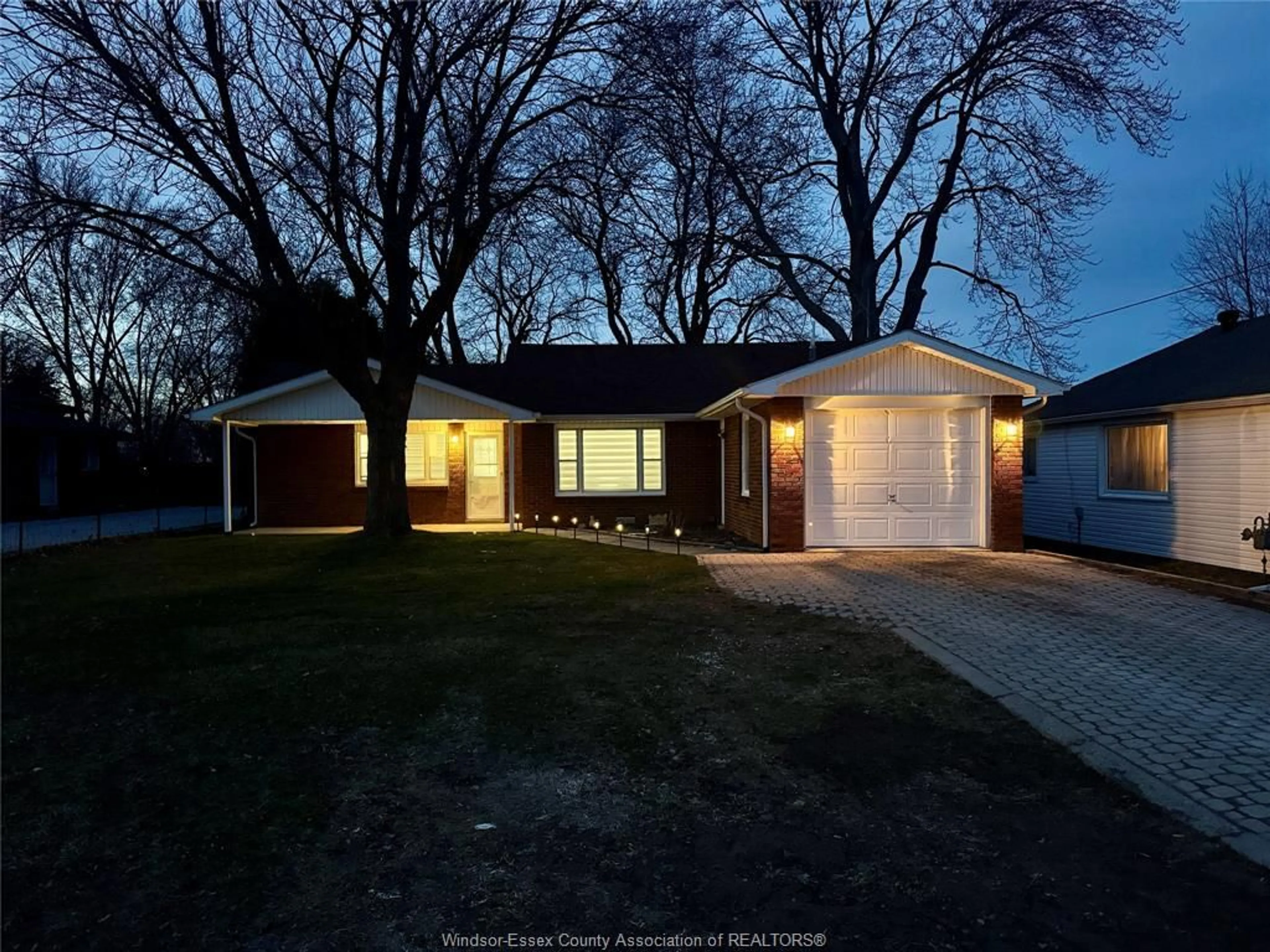 Unknown for 1104 COUNTY RD 22, Lakeshore Ontario N8L 0E1
