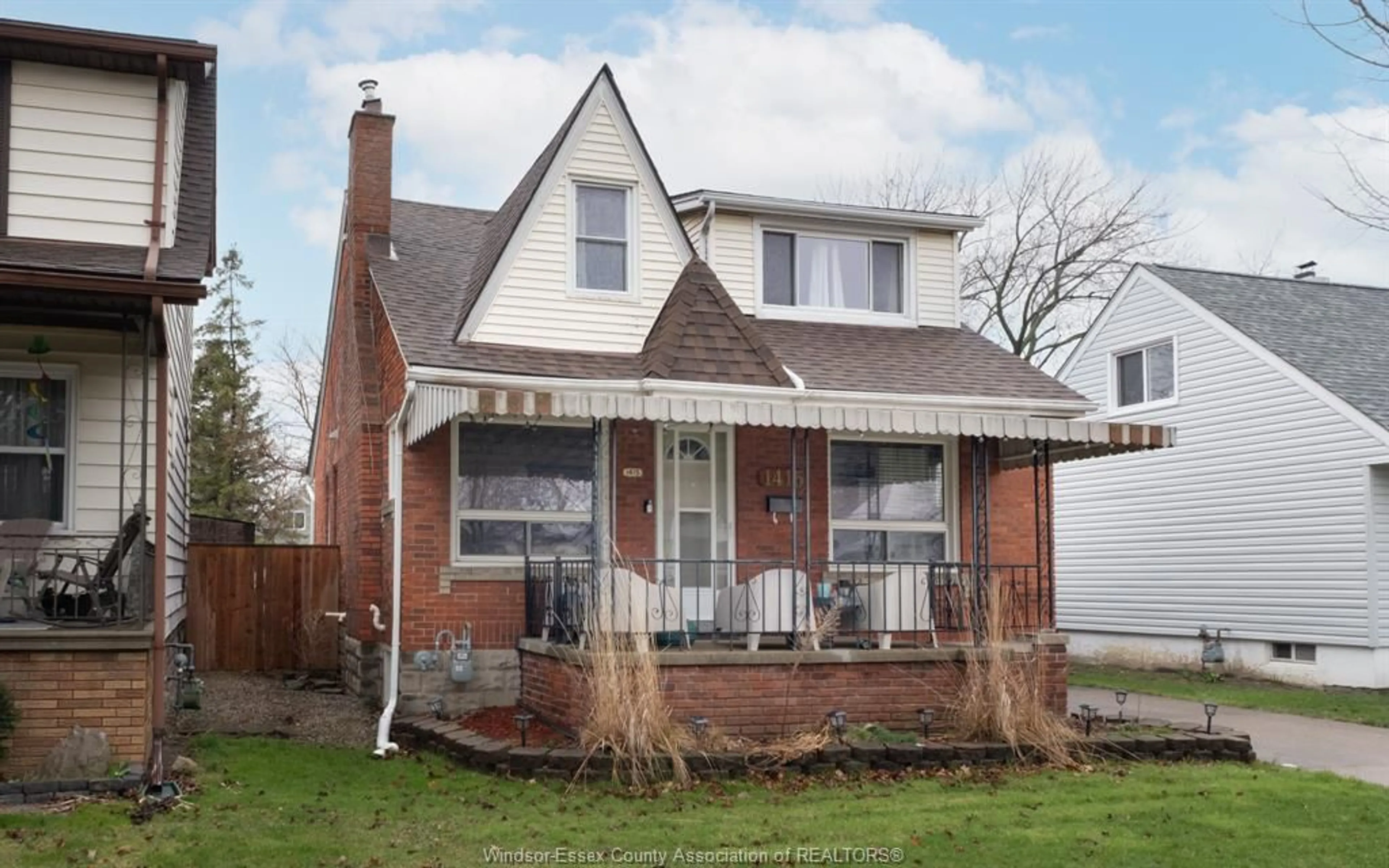 Home with brick exterior material, street for 1415 FRANCOIS, Windsor Ontario N8Y 4L5