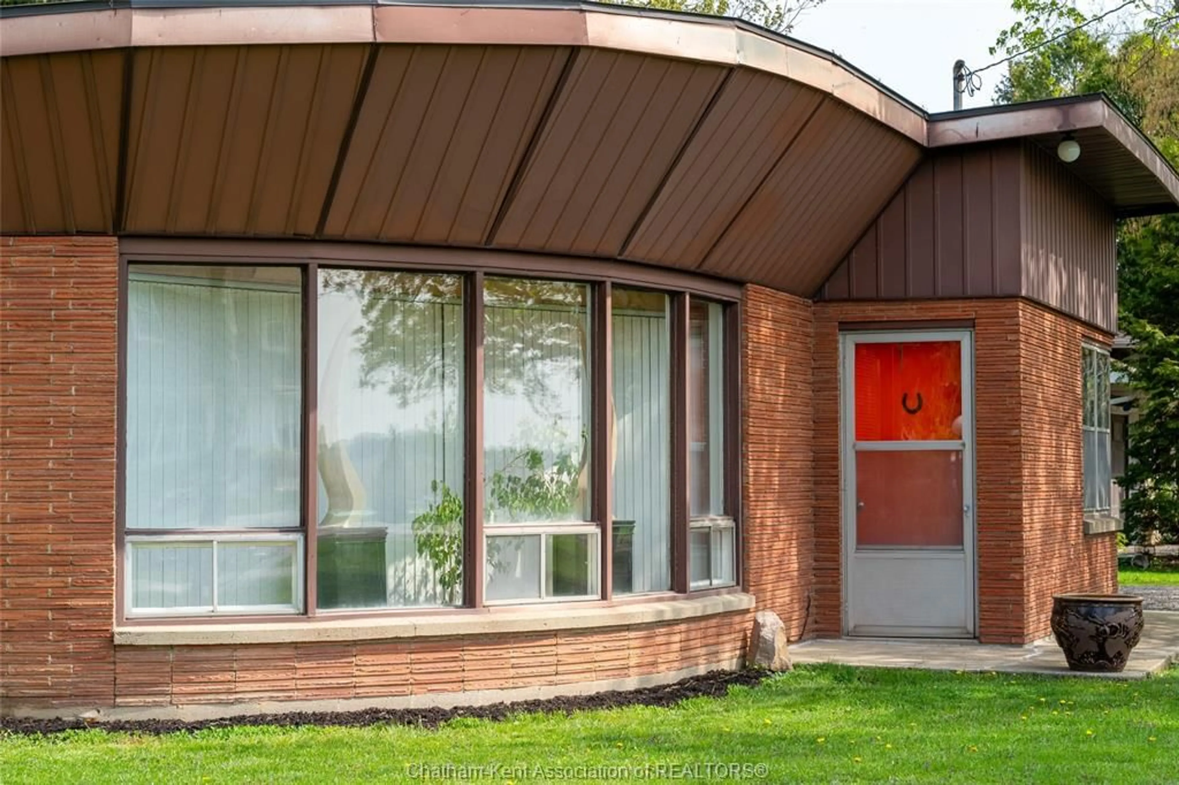 Home with brick exterior material, street for 6959 RIVERVIEW Line, Chatham Ontario N7M 5T1