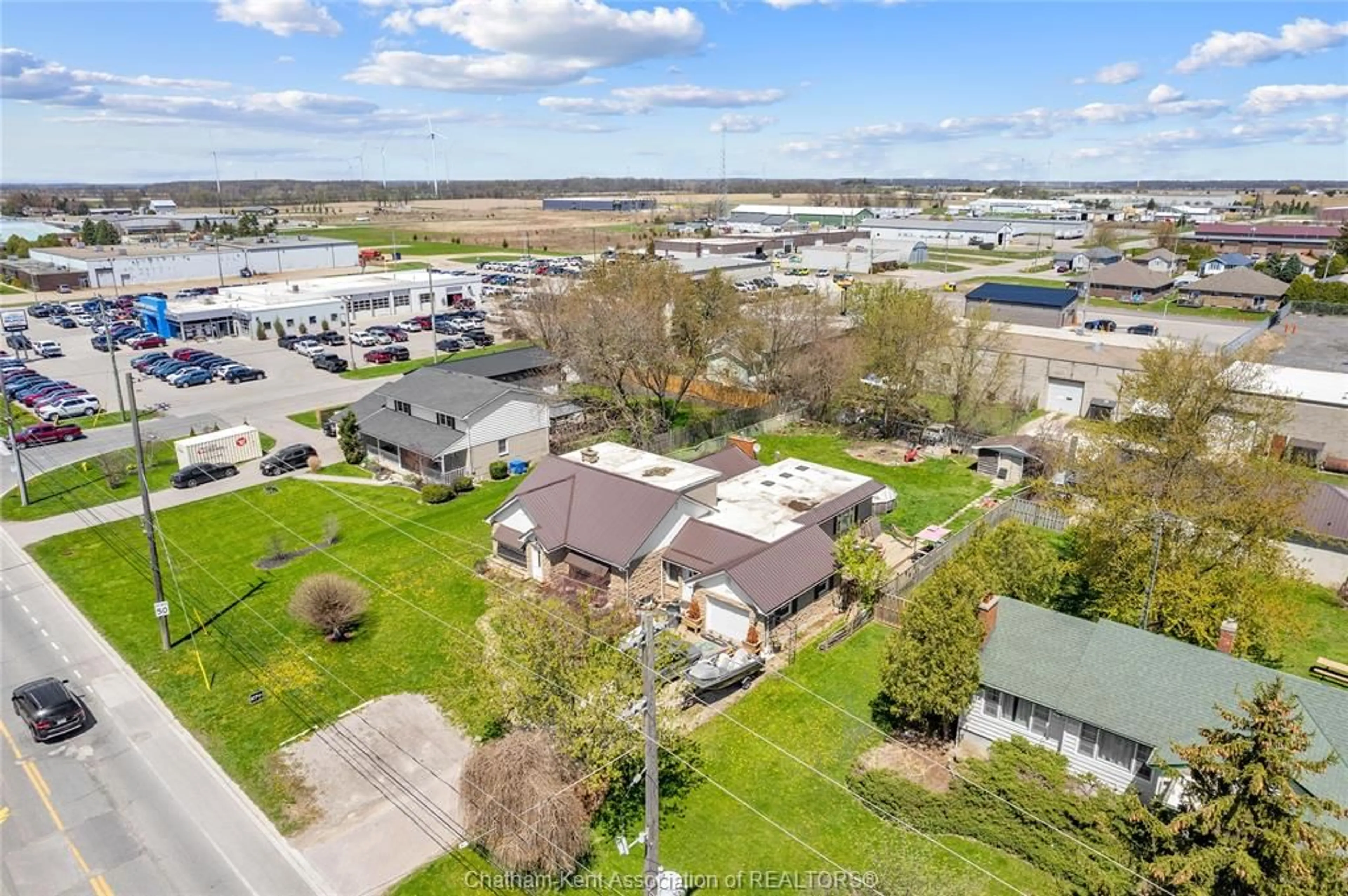 A pic from outside/outdoor area/front of a property/back of a property/a pic from drone, water/lake/river/ocean view for 237 Chatham St, Blenheim Ontario N0P 1A0