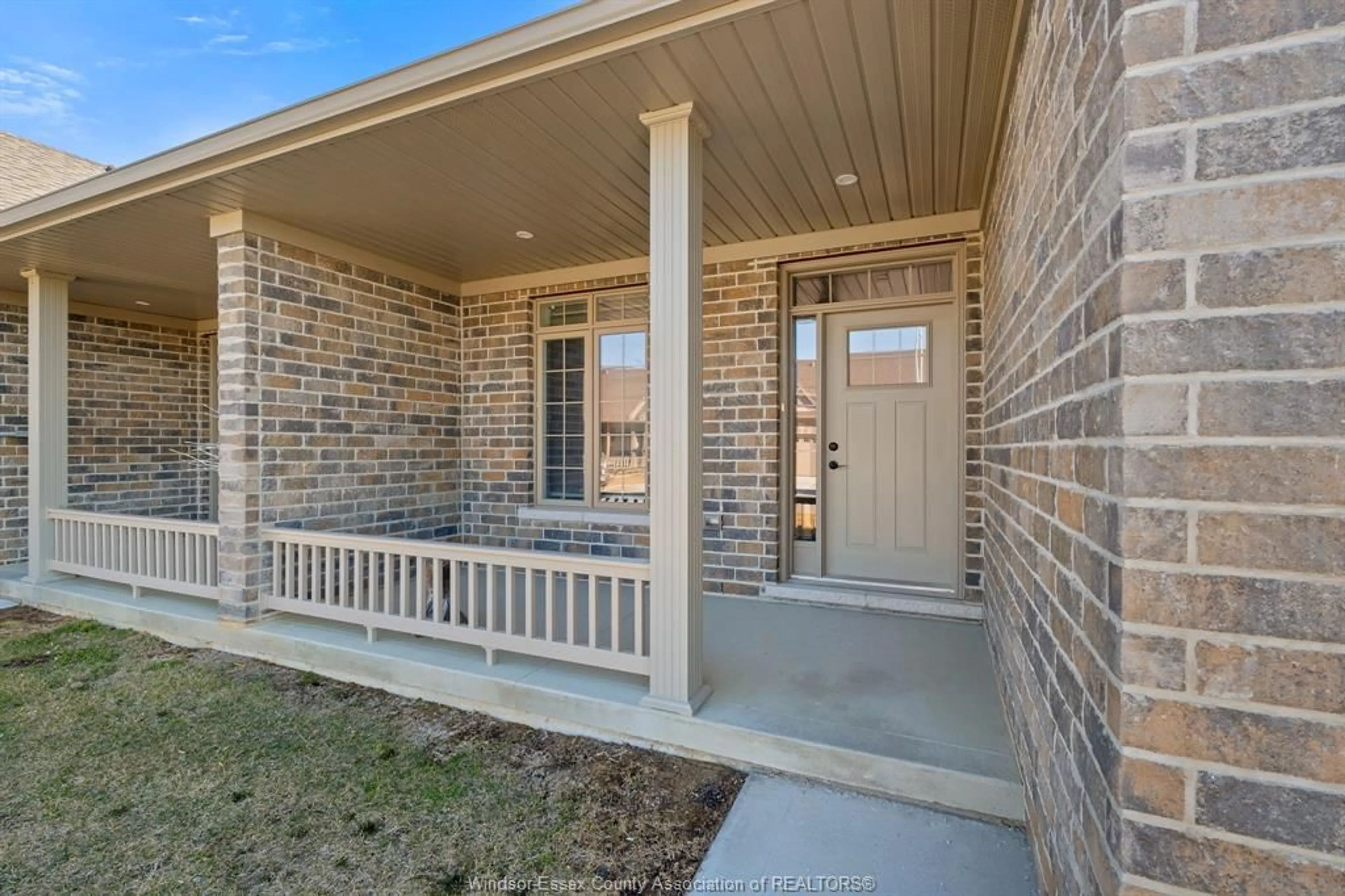 Home with brick exterior material, street for 11 JONATHAN St, Chatham Ontario N7M 6M1