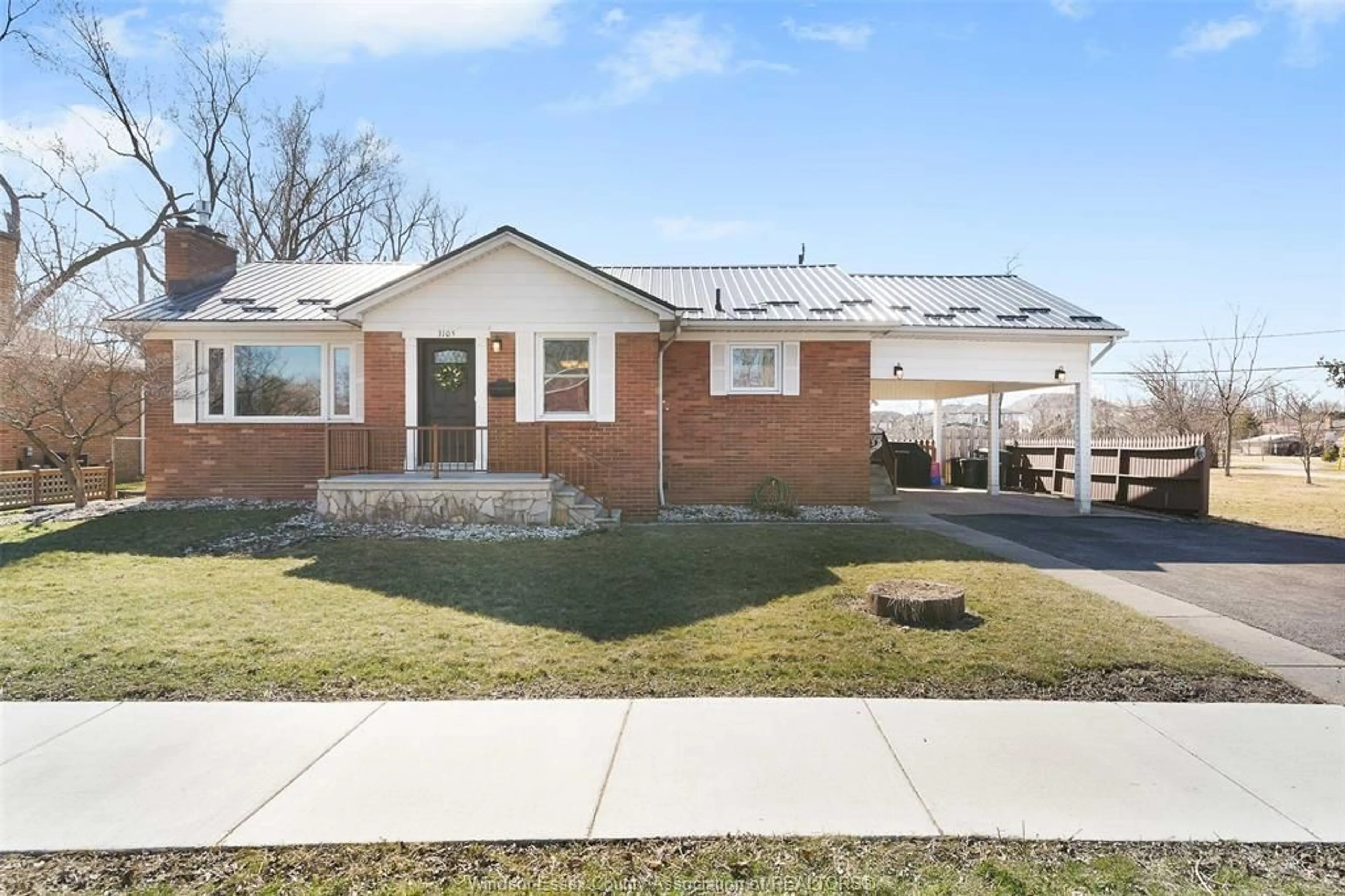 Home with brick exterior material, street for 3105 CALIFORNIA Ave, Windsor Ontario N9E 3K5