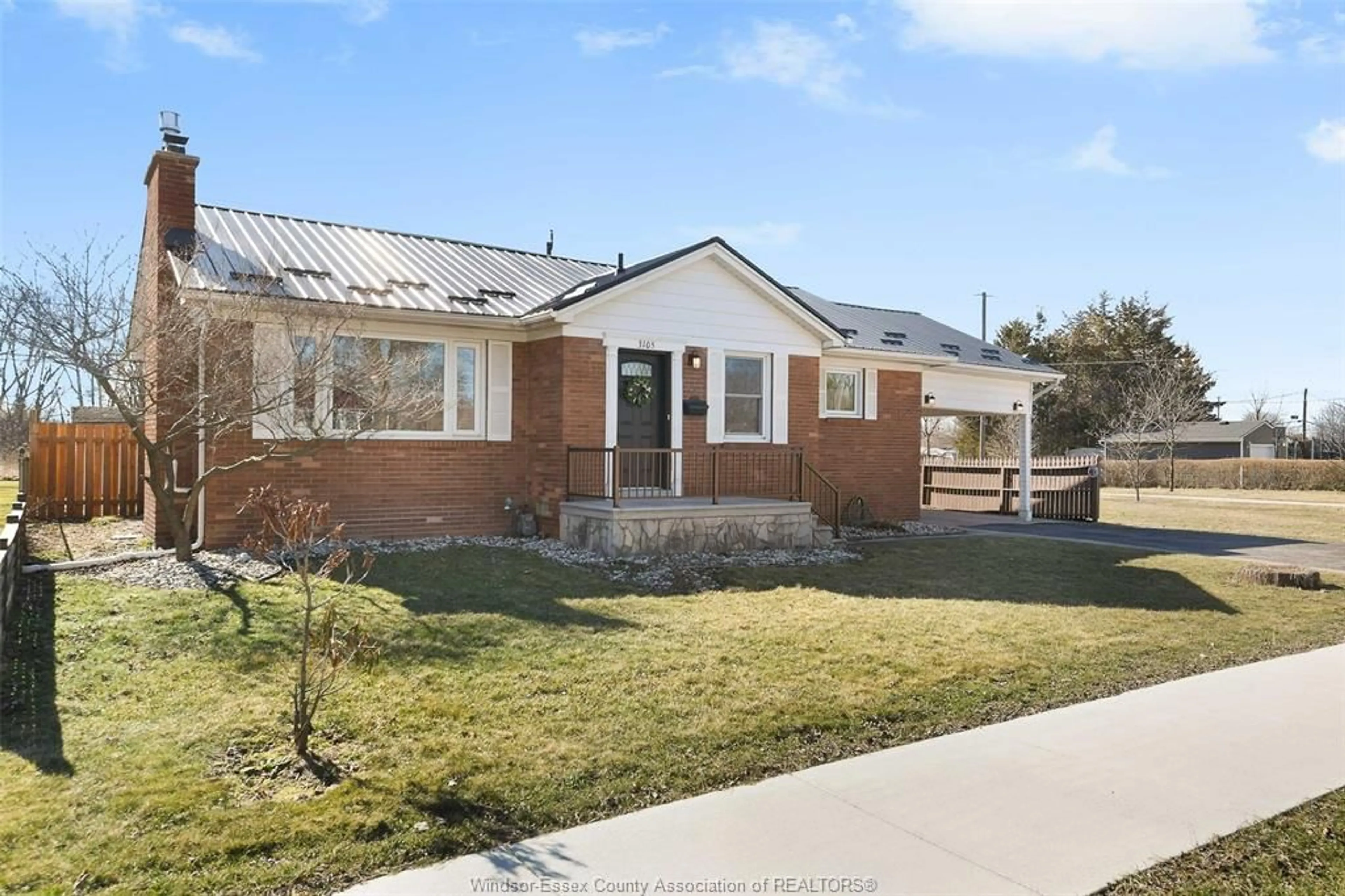 Home with brick exterior material, street for 3105 CALIFORNIA Ave, Windsor Ontario N9E 3K5