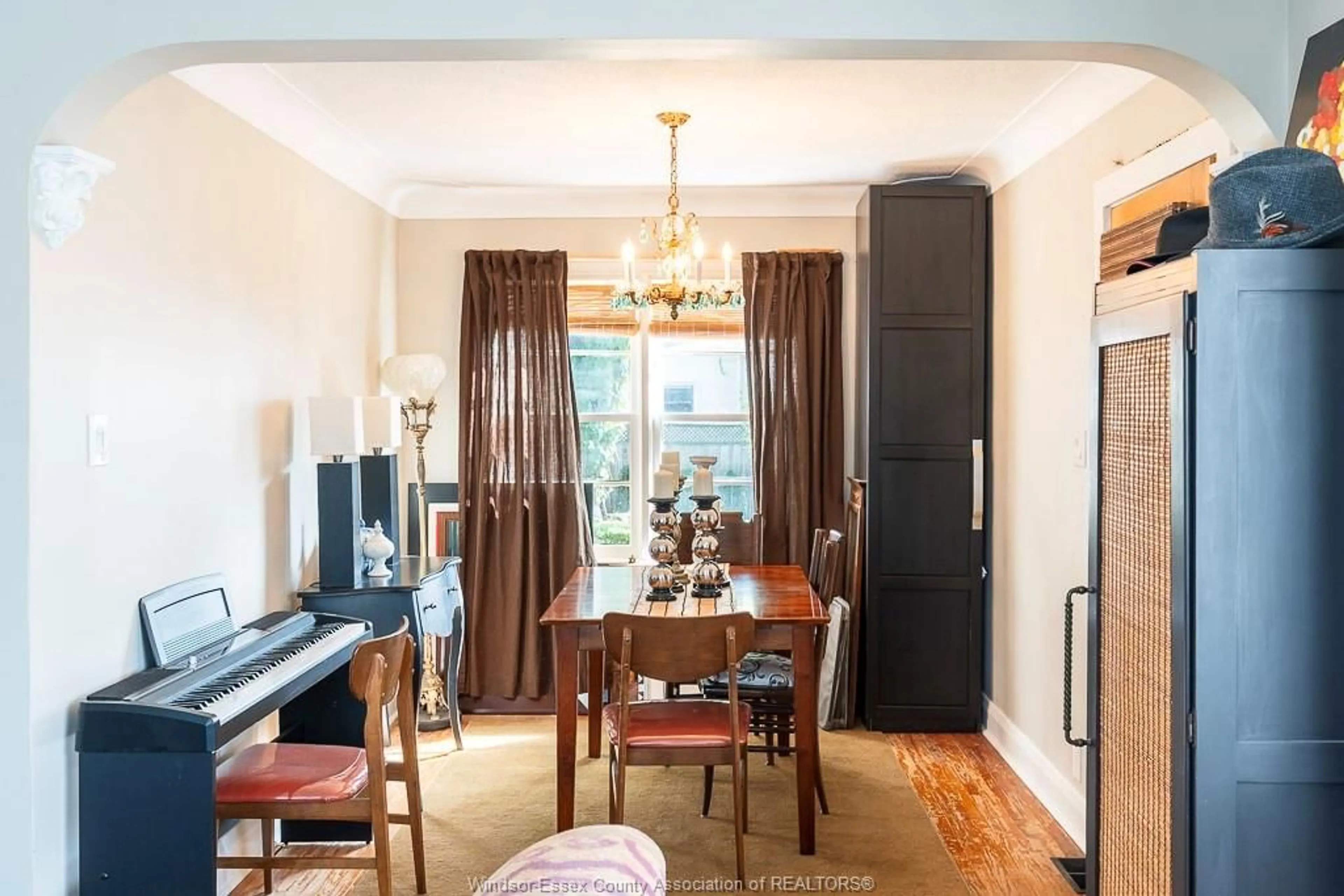 Dining room, unknown for 314 WELLINGTON St, St. Thomas Ontario N5R 2T3