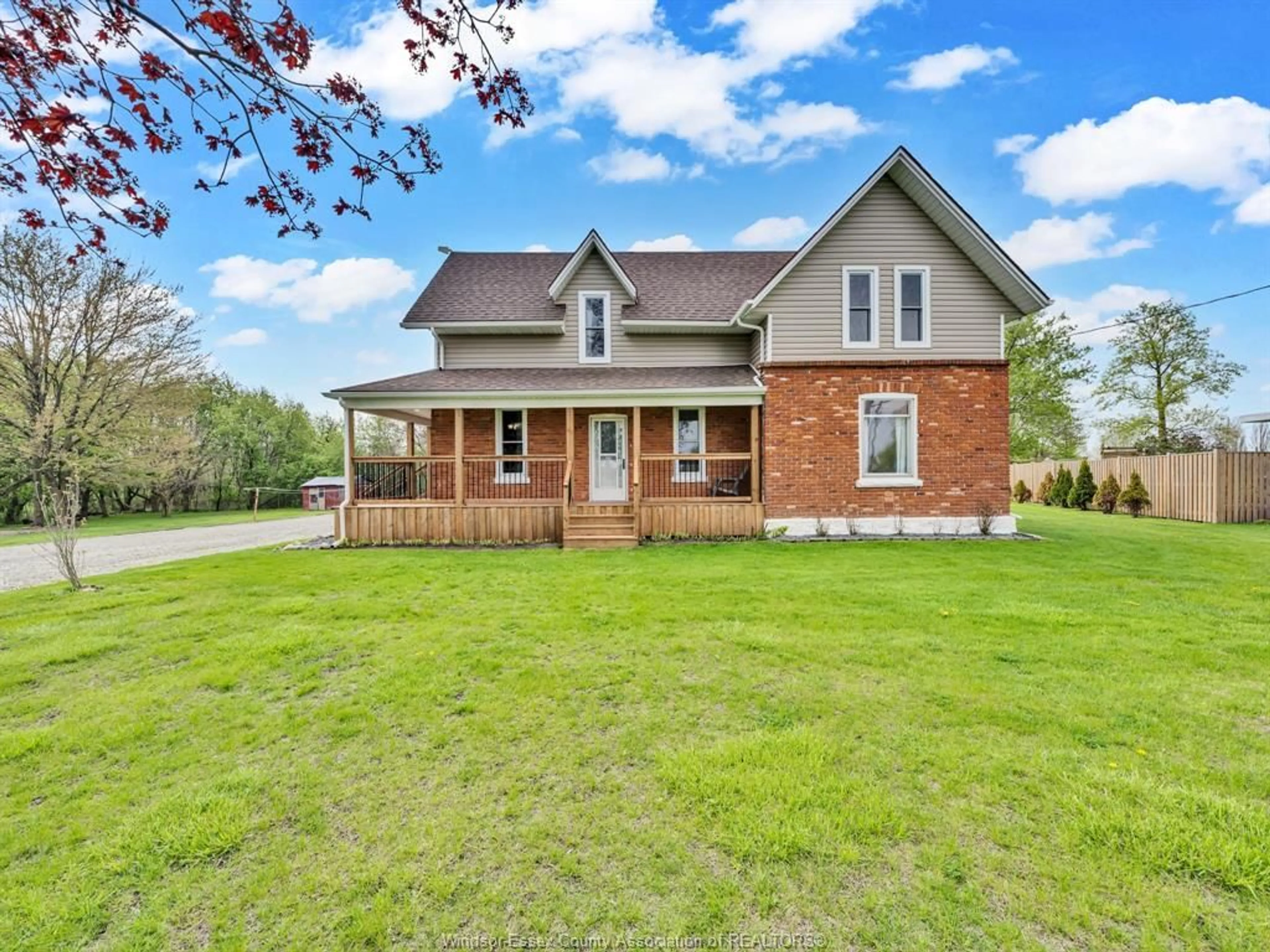 Home with brick exterior material, unknown for 640 Talbot Rd East, Leamington Ontario N8H 3V6