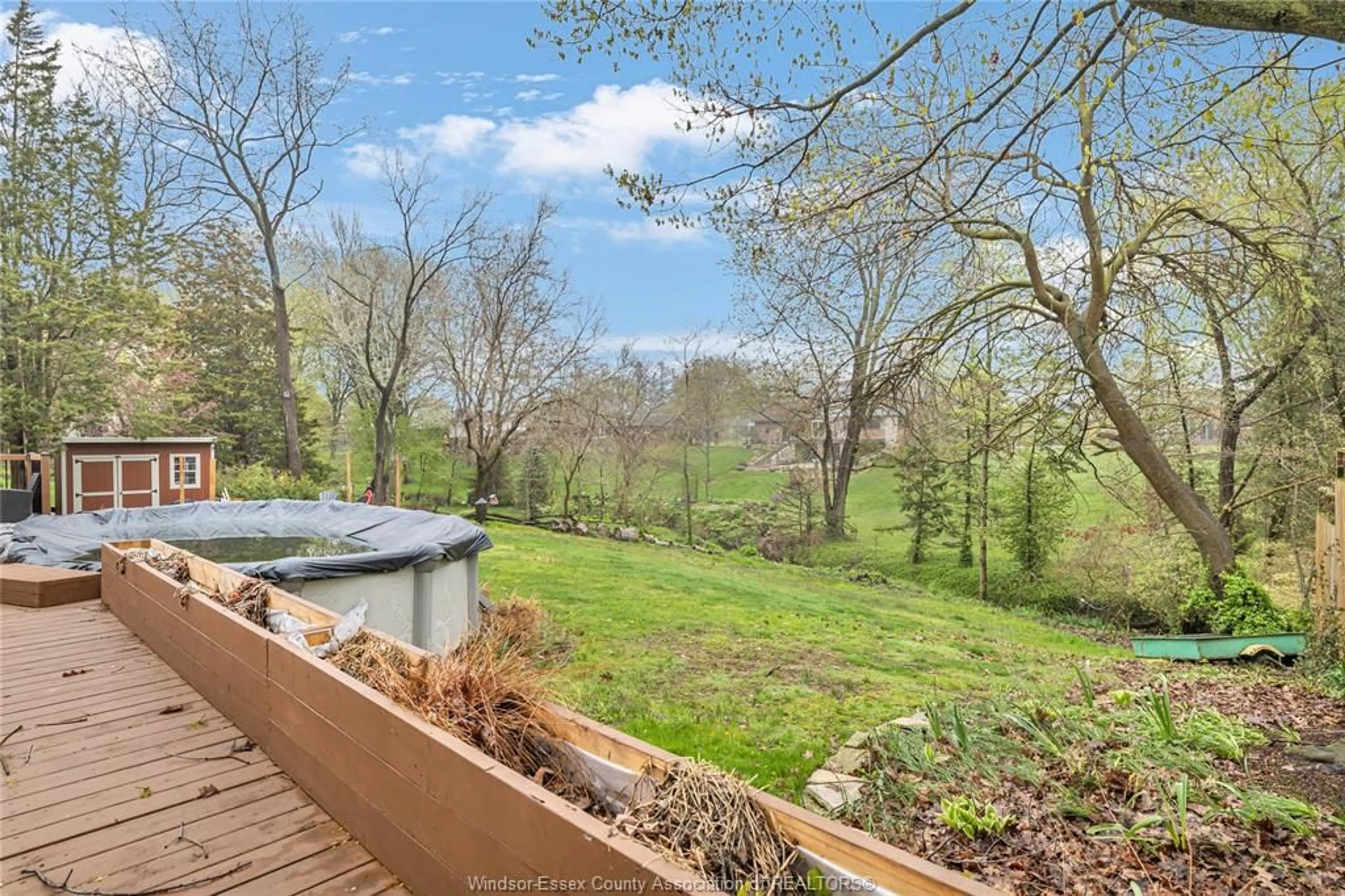 Patio, water/lake/river/ocean view for 3049 ROWLEY PARK Dr, Kingsville Ontario N9Y 2Y2