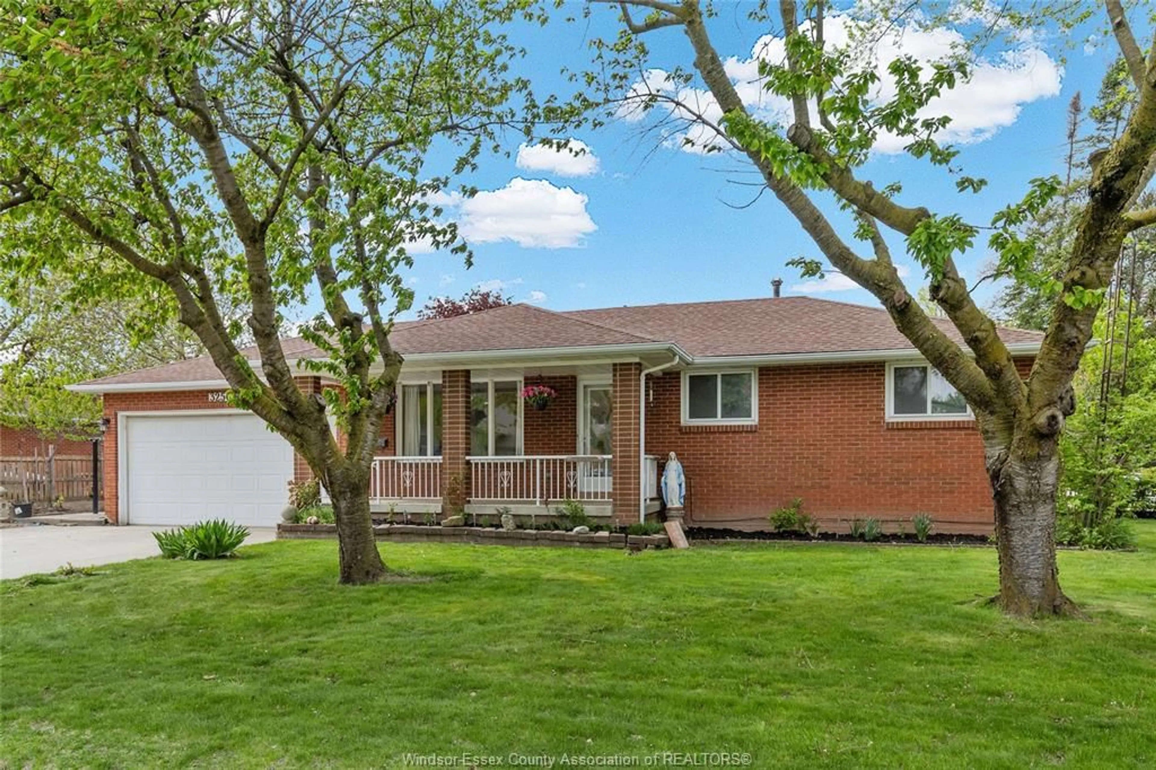 Home with brick exterior material, street for 3250 WACHNA, Windsor Ontario N8T 2A1