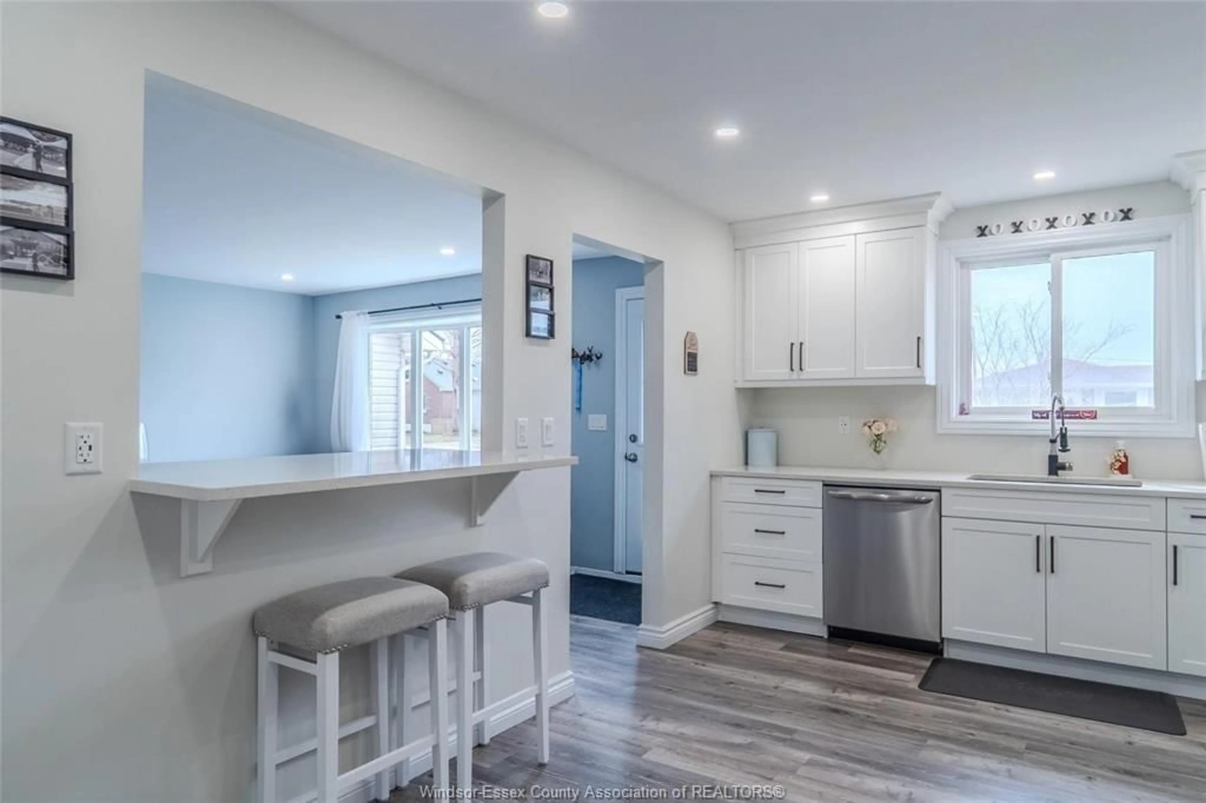 Open concept kitchen, ceramic/tile floor for 362 Secord Ave, Harrow Ontario N0R 1G0