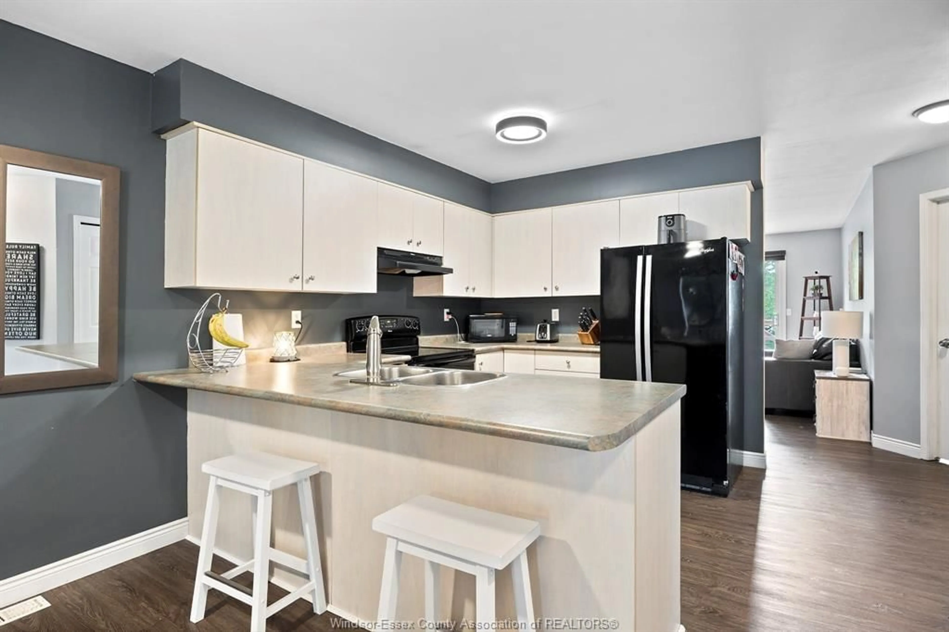 Open concept kitchen, ceramic/tile floor for 1409 MICKAILA Cres, Tecumseh Ontario N8N 4Z2