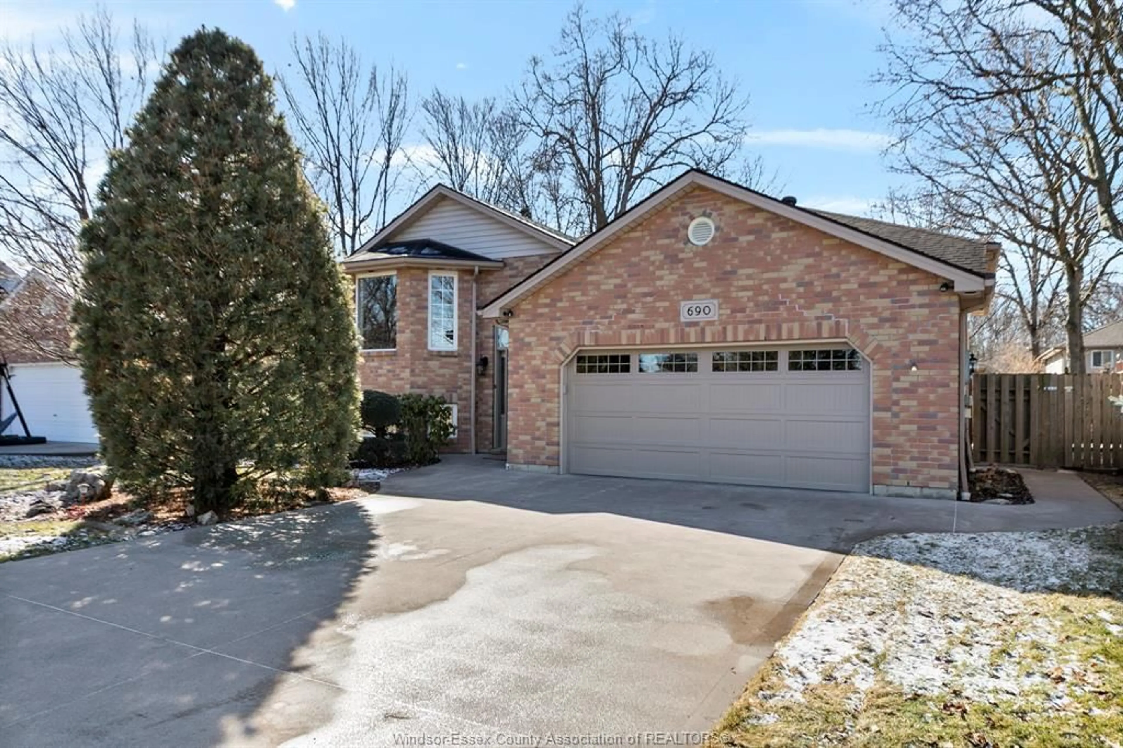 Home with brick exterior material, street for 690 DELAWARE AVE., LaSalle Ontario N9J 3J8
