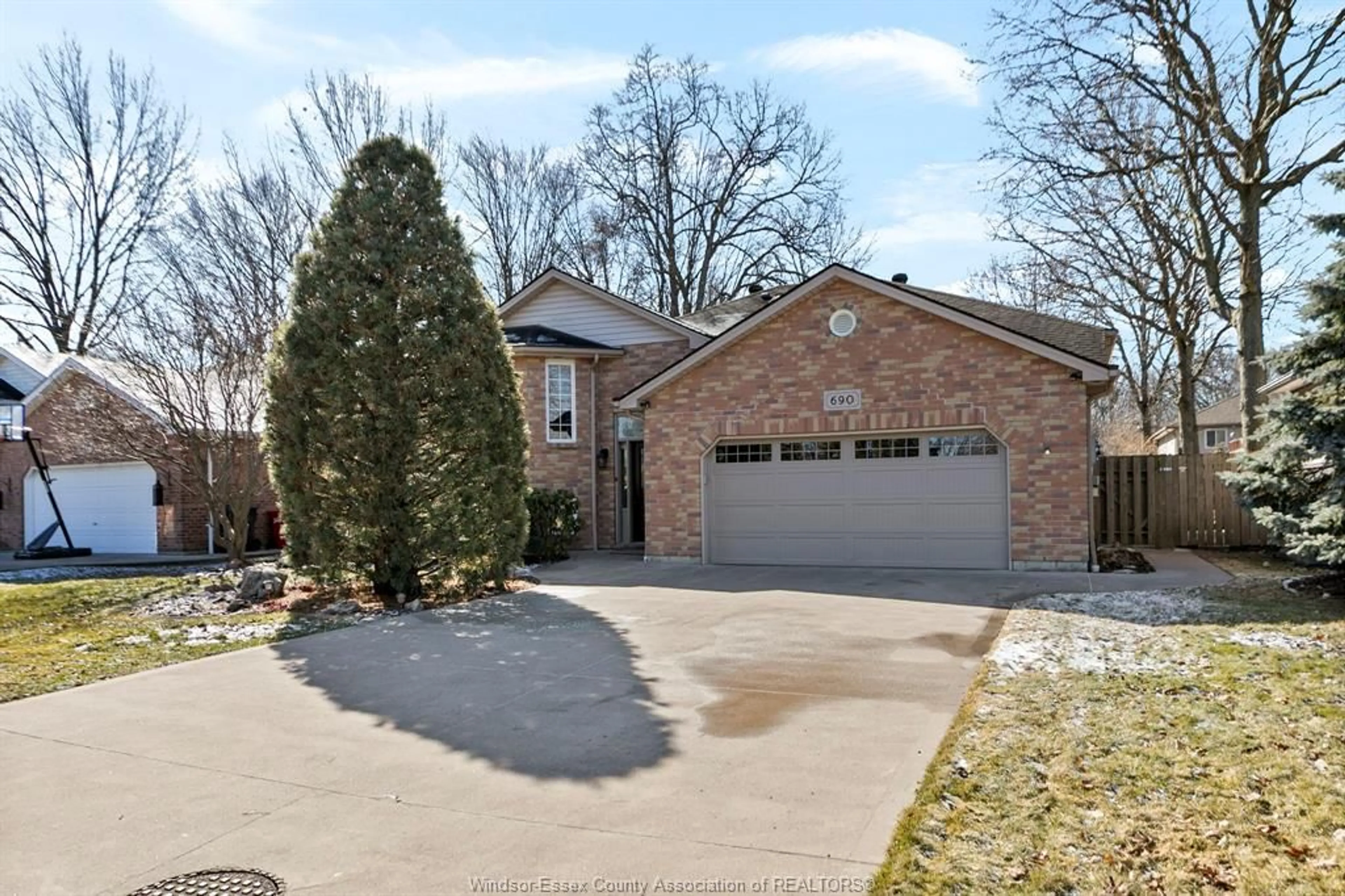 Home with brick exterior material, street for 690 DELAWARE AVE., LaSalle Ontario N9J 3J8