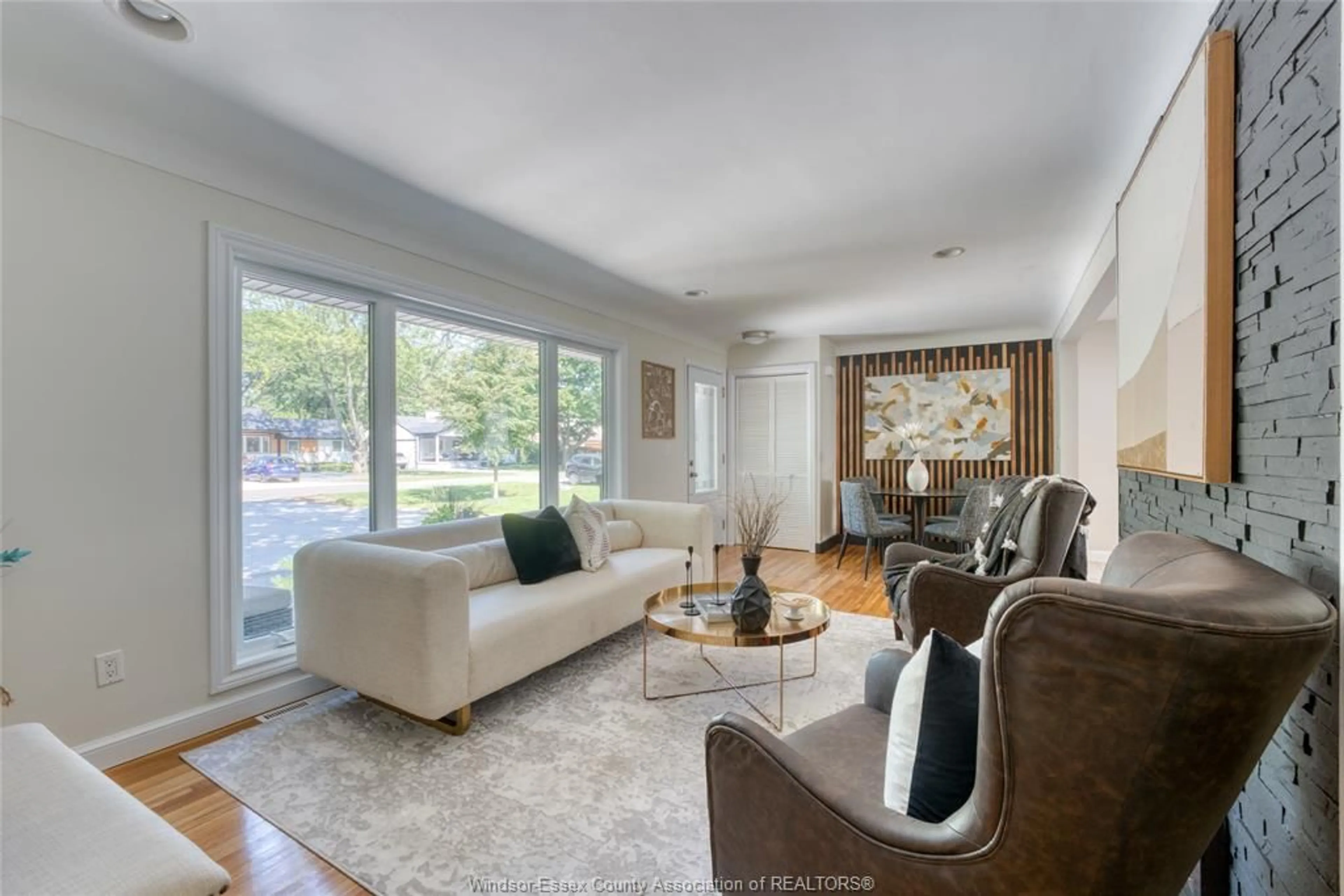Living room with furniture, unknown for 264 ARLINGTON Blvd, Tecumseh Ontario N8N 4C1