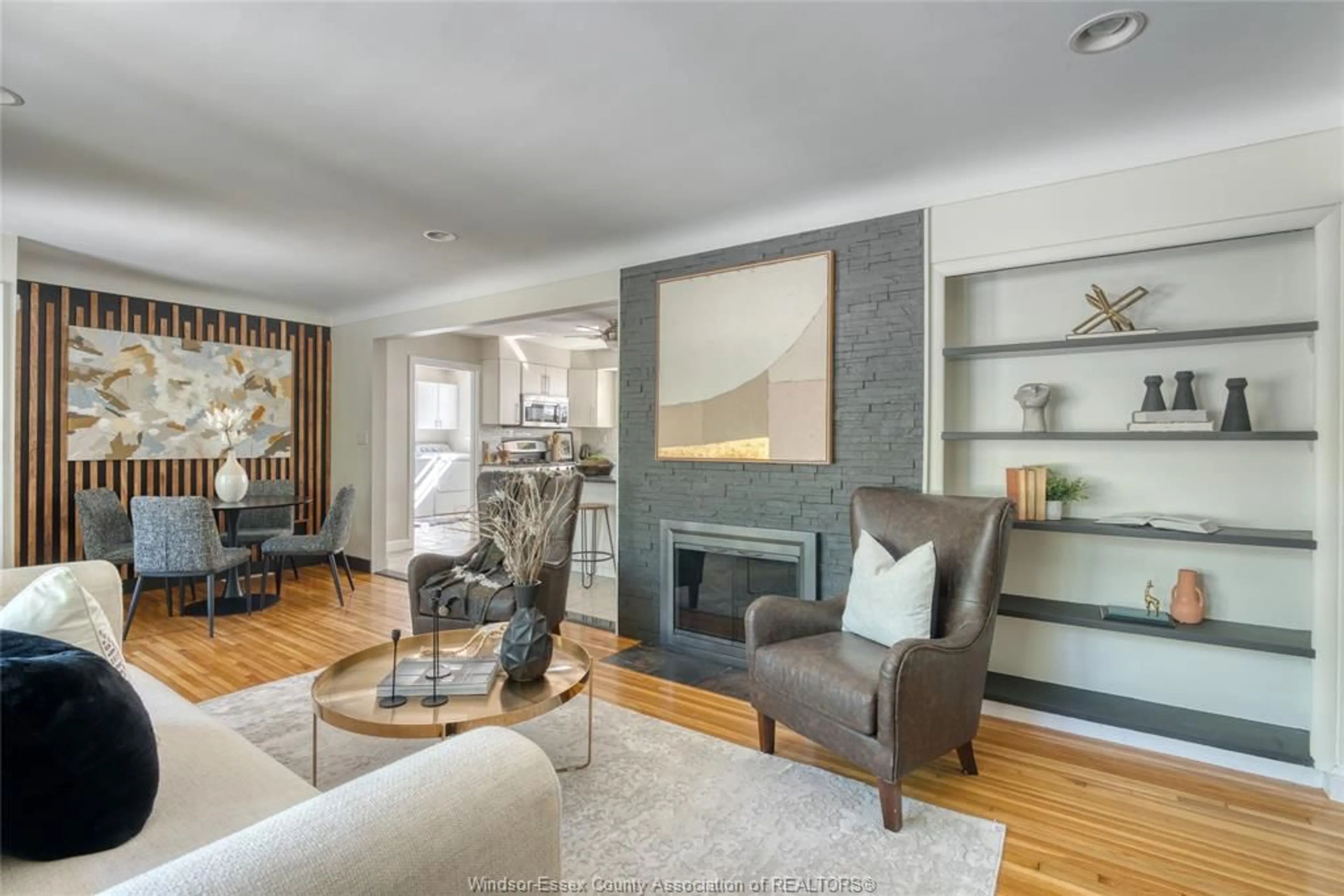 Living room with furniture, unknown for 264 ARLINGTON Blvd, Tecumseh Ontario N8N 4C1