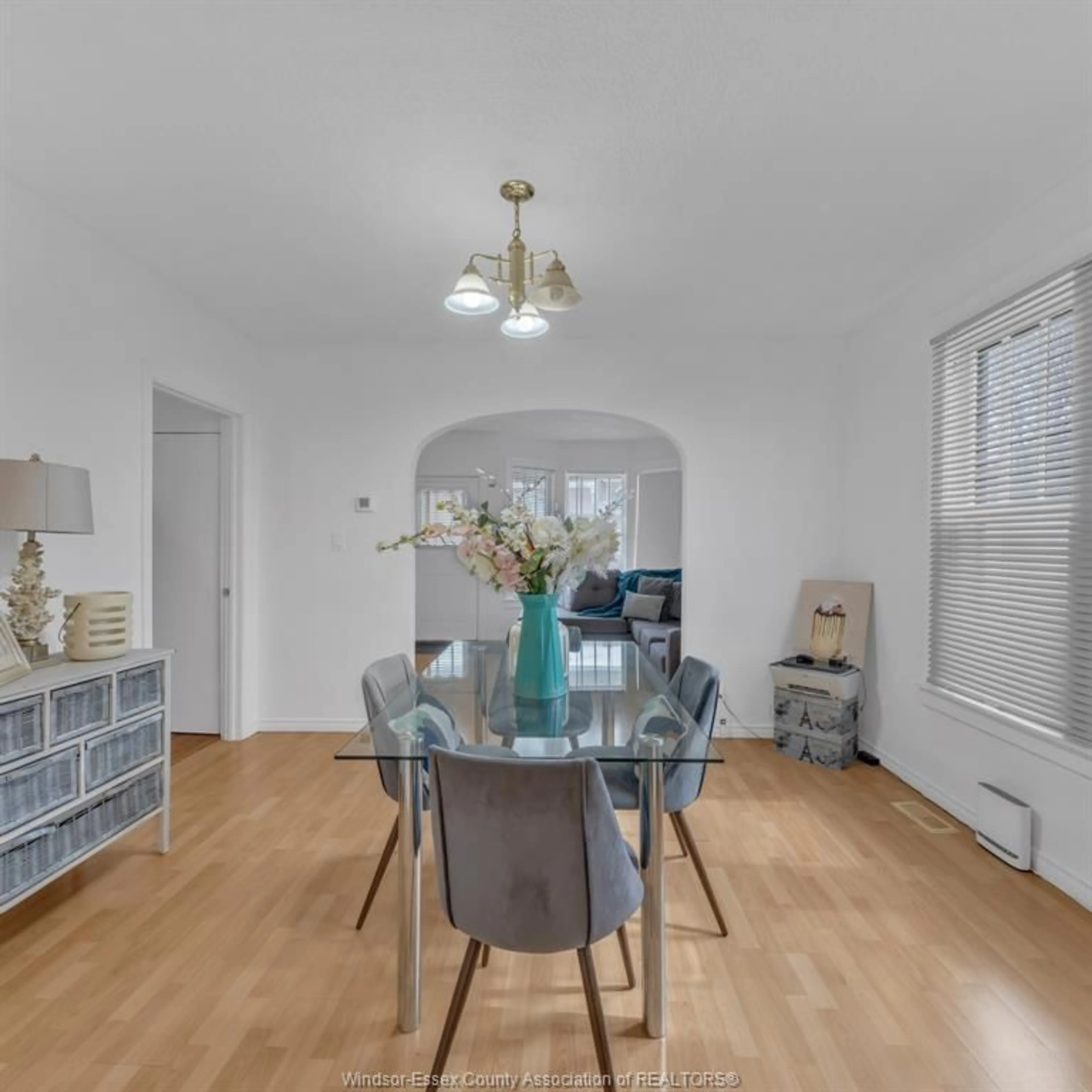 Dining room, wood/laminate floor for 1443 GOYEAU St, Windsor Ontario N8X 3L2
