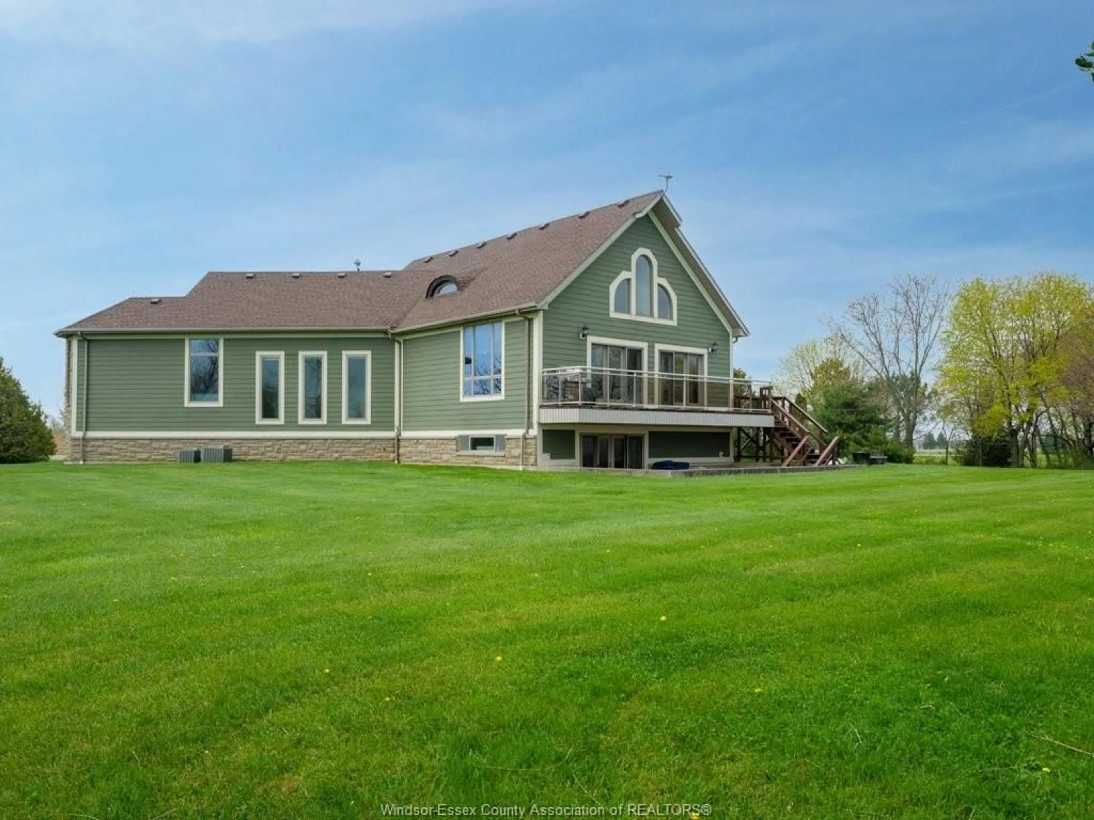 A pic from outside/outdoor area/front of a property/back of a property/a pic from drone, water/lake/river/ocean view for 4970 TALBOT TRAIL, Merlin Ontario N0P 1W0