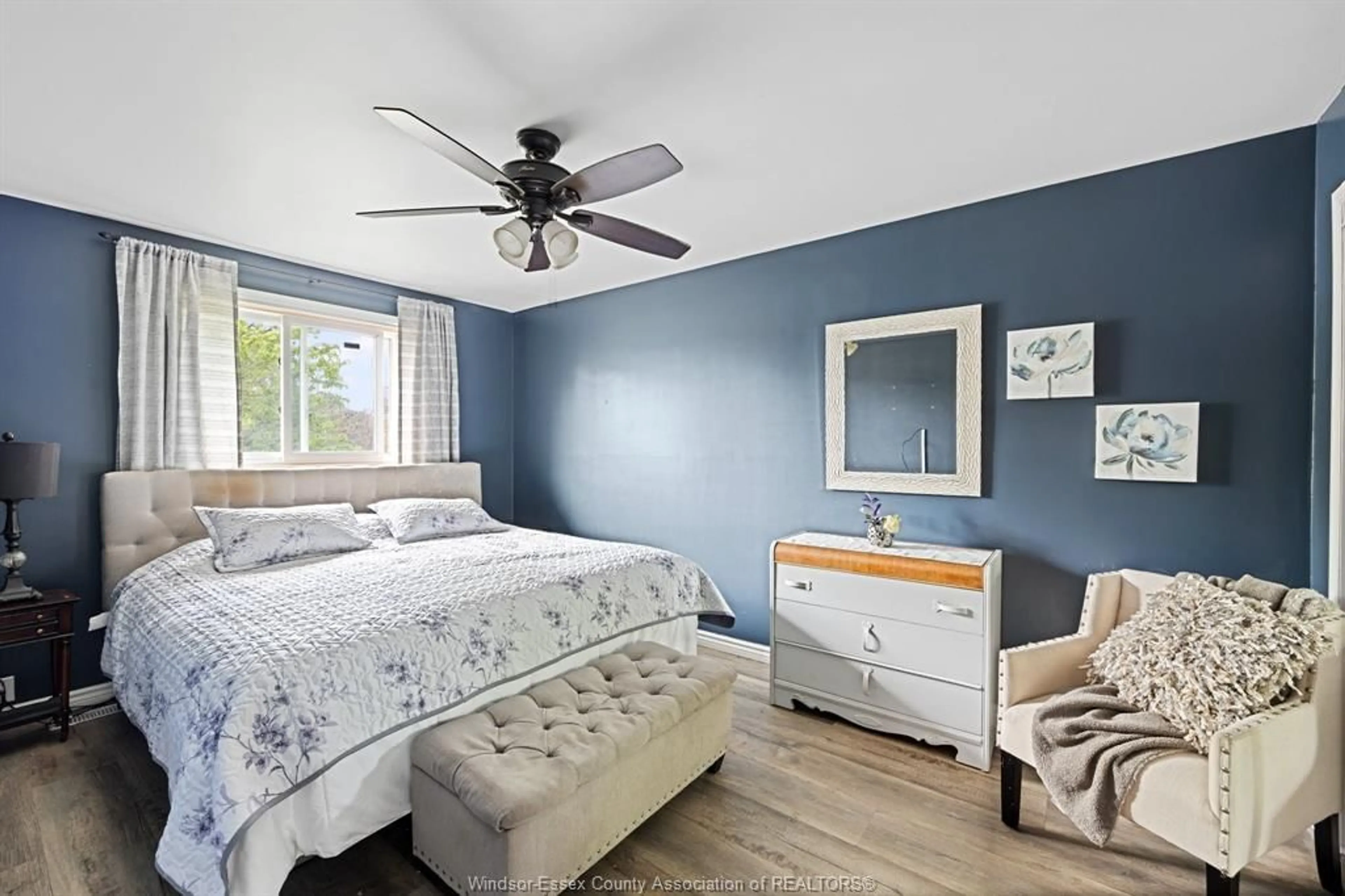 Bedroom with bed, unknown for 157 ROYAL Cres, Lakeshore Ontario N0R 1A0