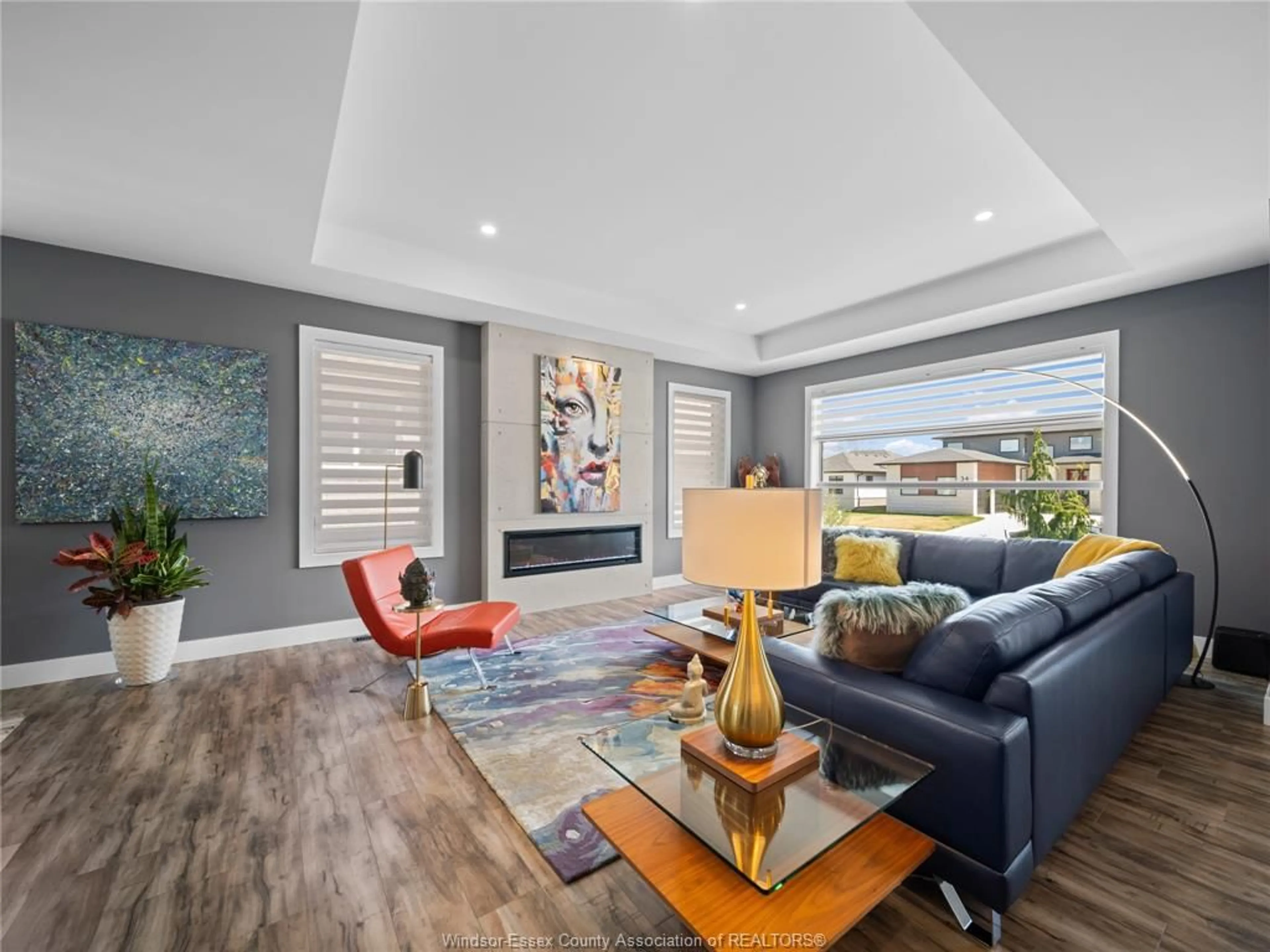 Living room with furniture, unknown for 37 BELLEVIEW Dr, Cottam Ontario N0R 1B0