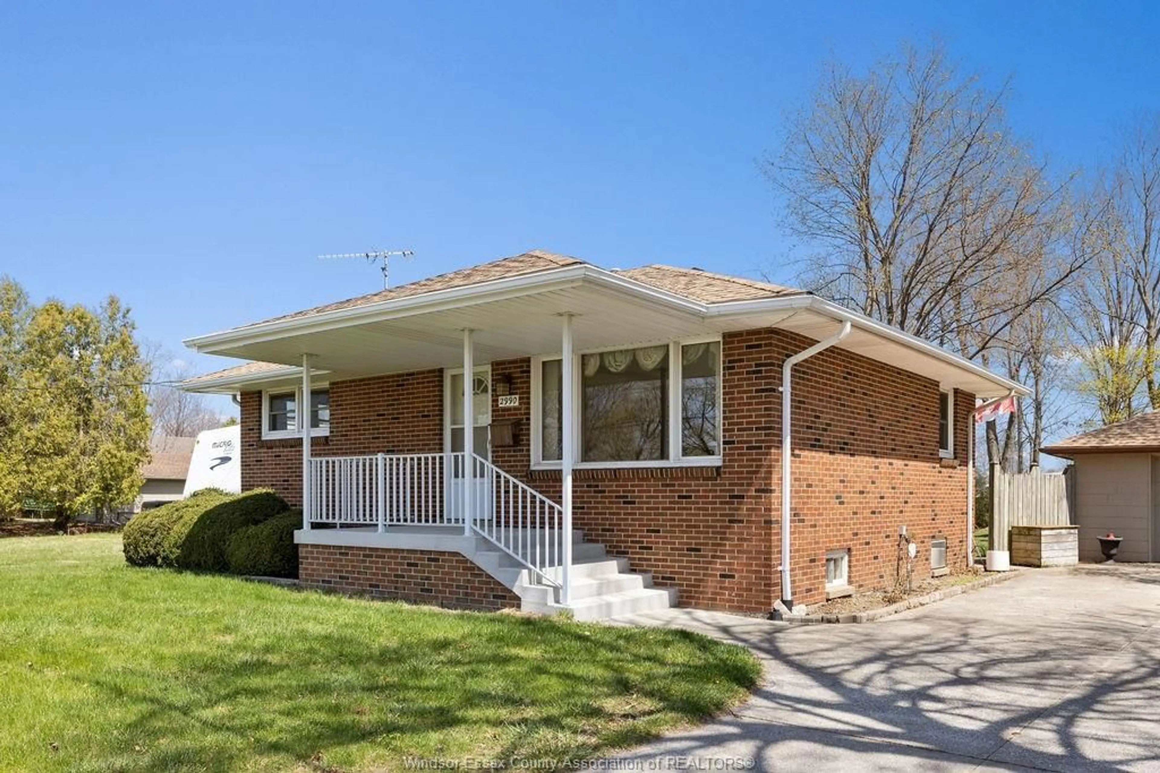 Home with brick exterior material, street for 2990 PILLETTE Rd, Windsor Ontario N8T 3J3