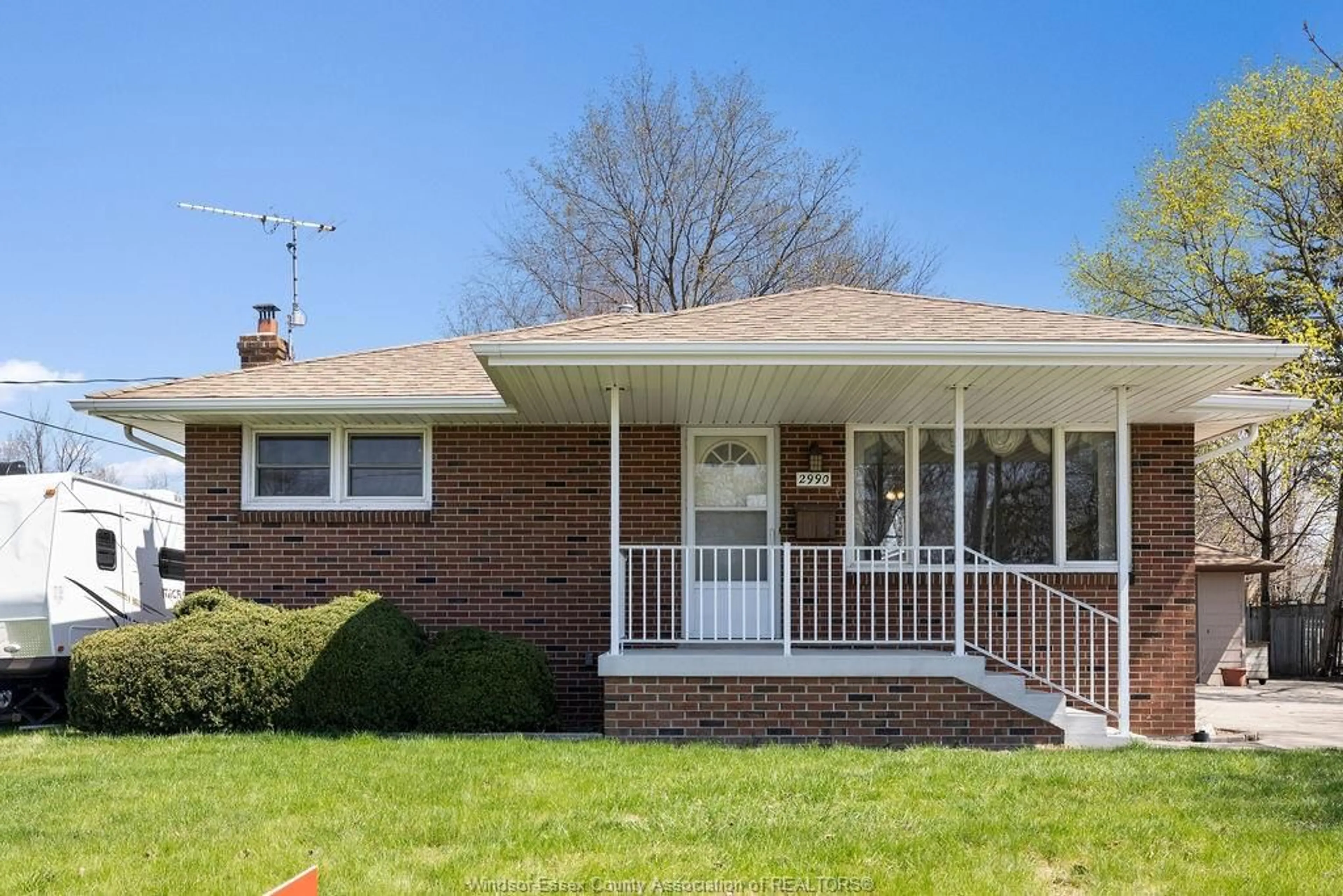 Home with brick exterior material, street for 2990 PILLETTE Rd, Windsor Ontario N8T 3J3