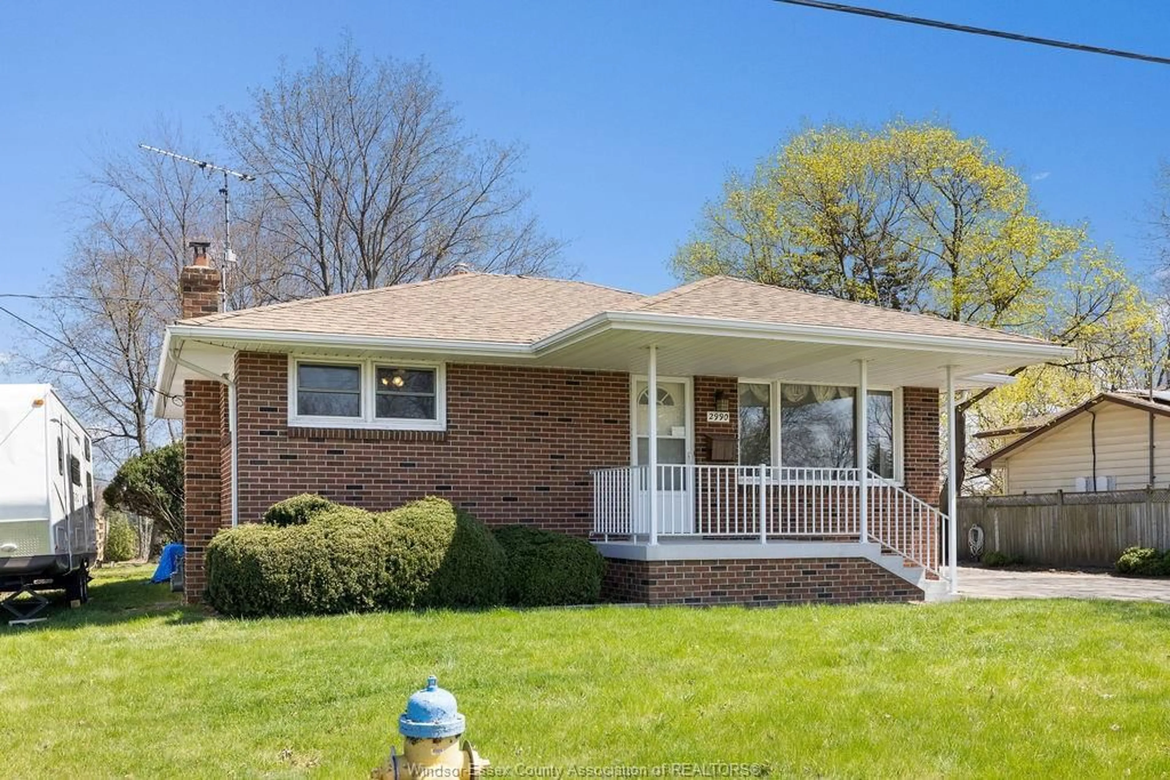 Home with brick exterior material, street for 2990 PILLETTE Rd, Windsor Ontario N8T 3J3