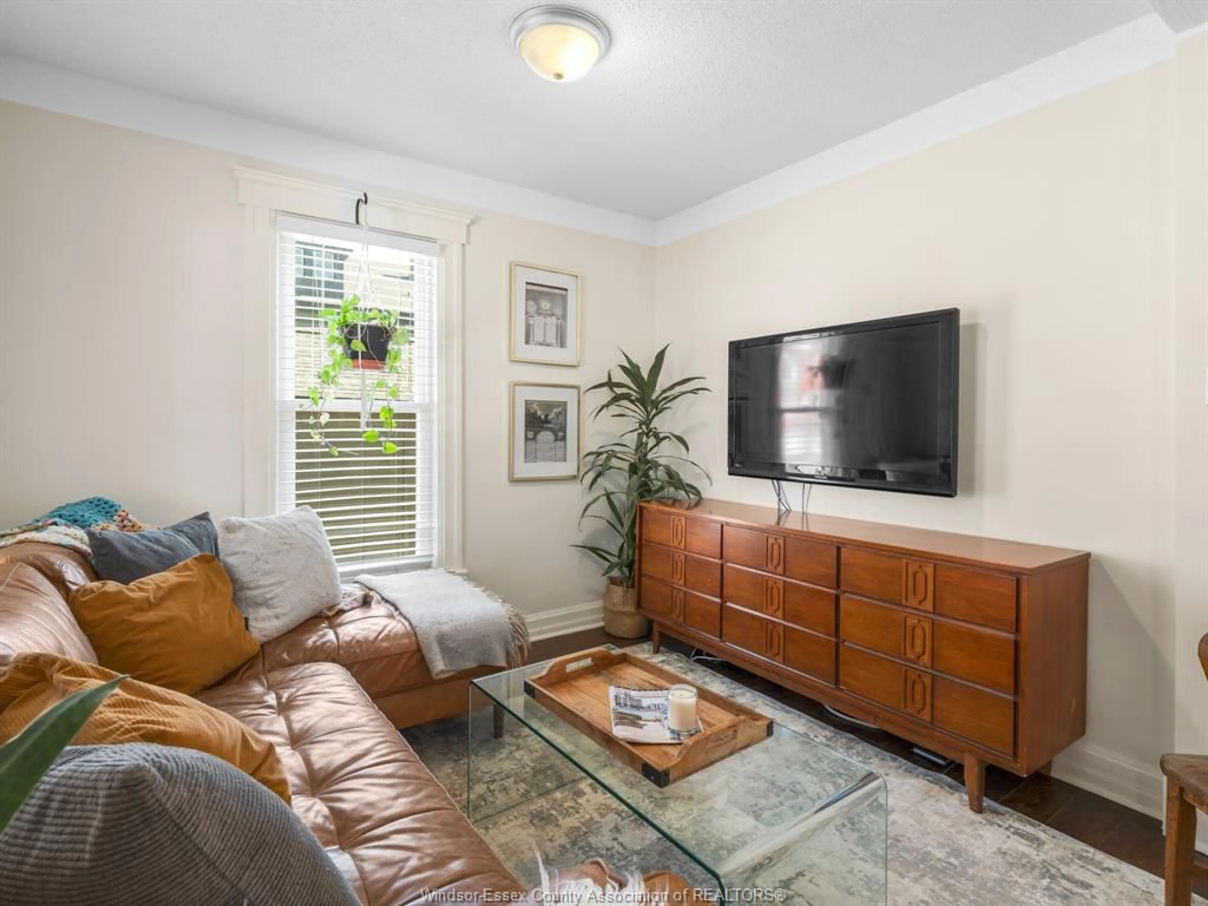 Living room with furniture, unknown for 1645 NIAGARA, Windsor Ontario N8Y 1K2