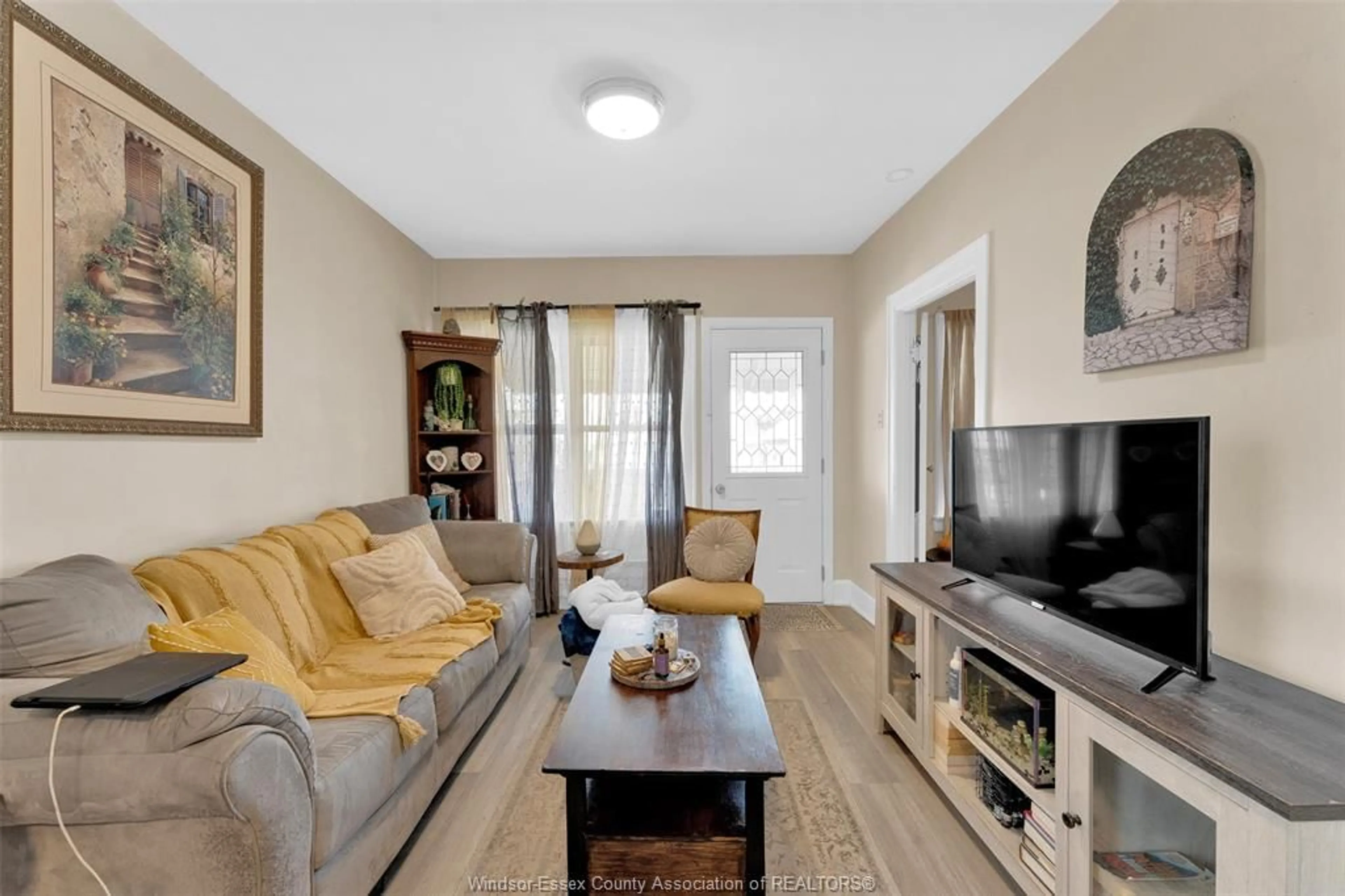 Living room with furniture, unknown for 839-841 LANGLOIS, Windsor Ontario N9A 2G9