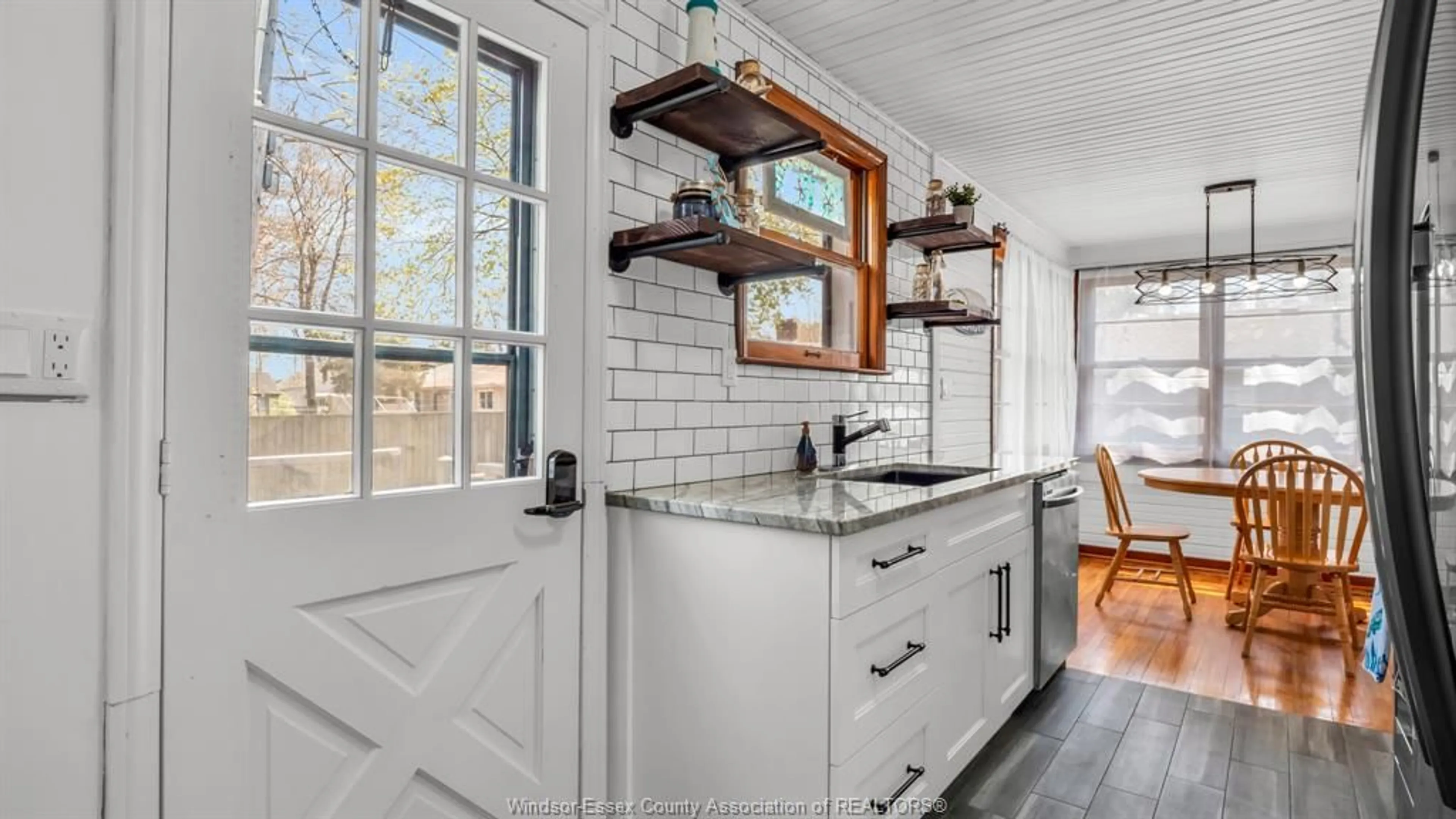 Open concept kitchen, ceramic/tile floor for 36 Cooper Lane, Amherstburg Ontario N9V 1T3