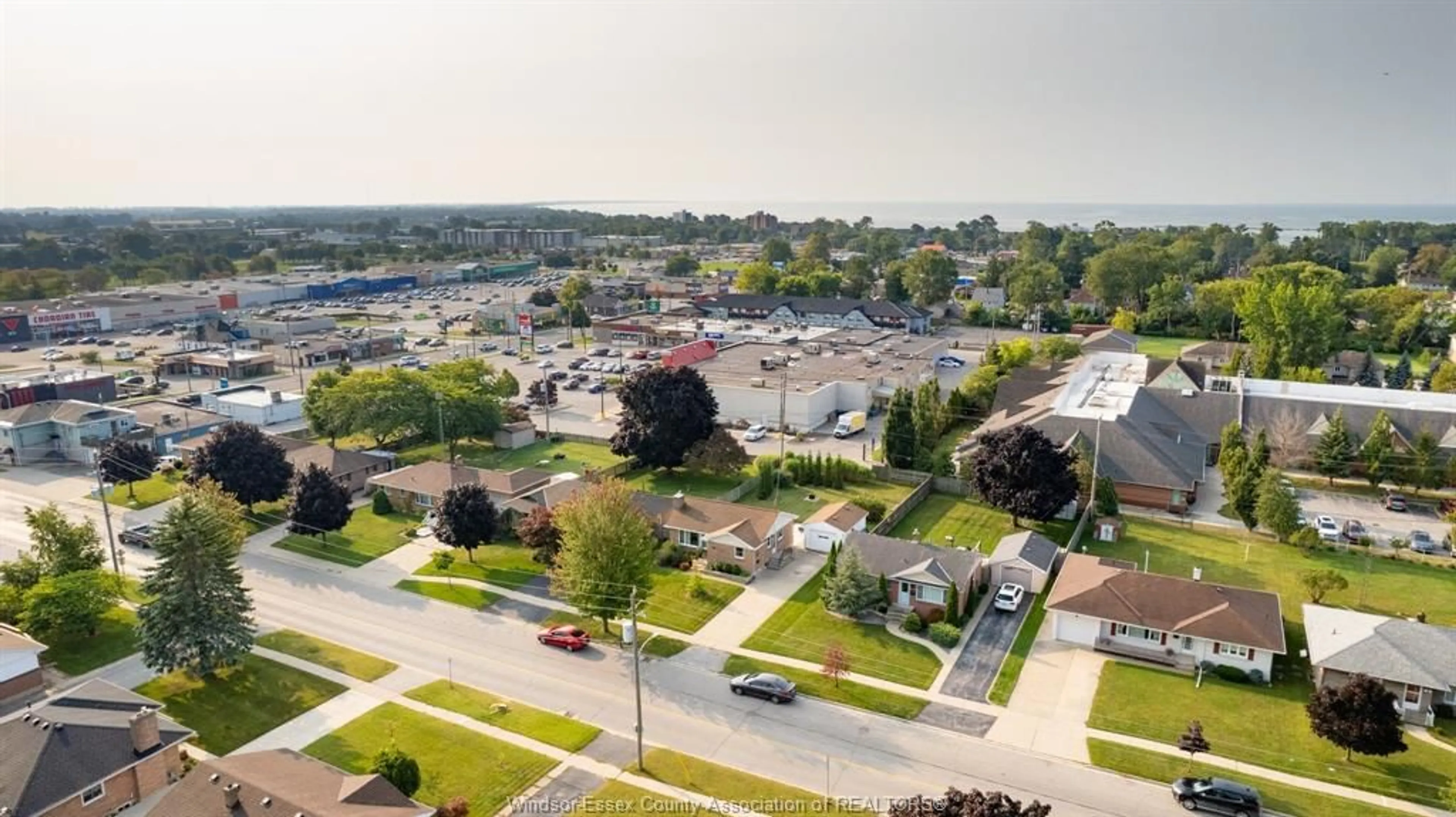 A pic from outside/outdoor area/front of a property/back of a property/a pic from drone, city buildings view from balcony for 12 PULFORD Ave, Leamington Ontario N8H 2J3