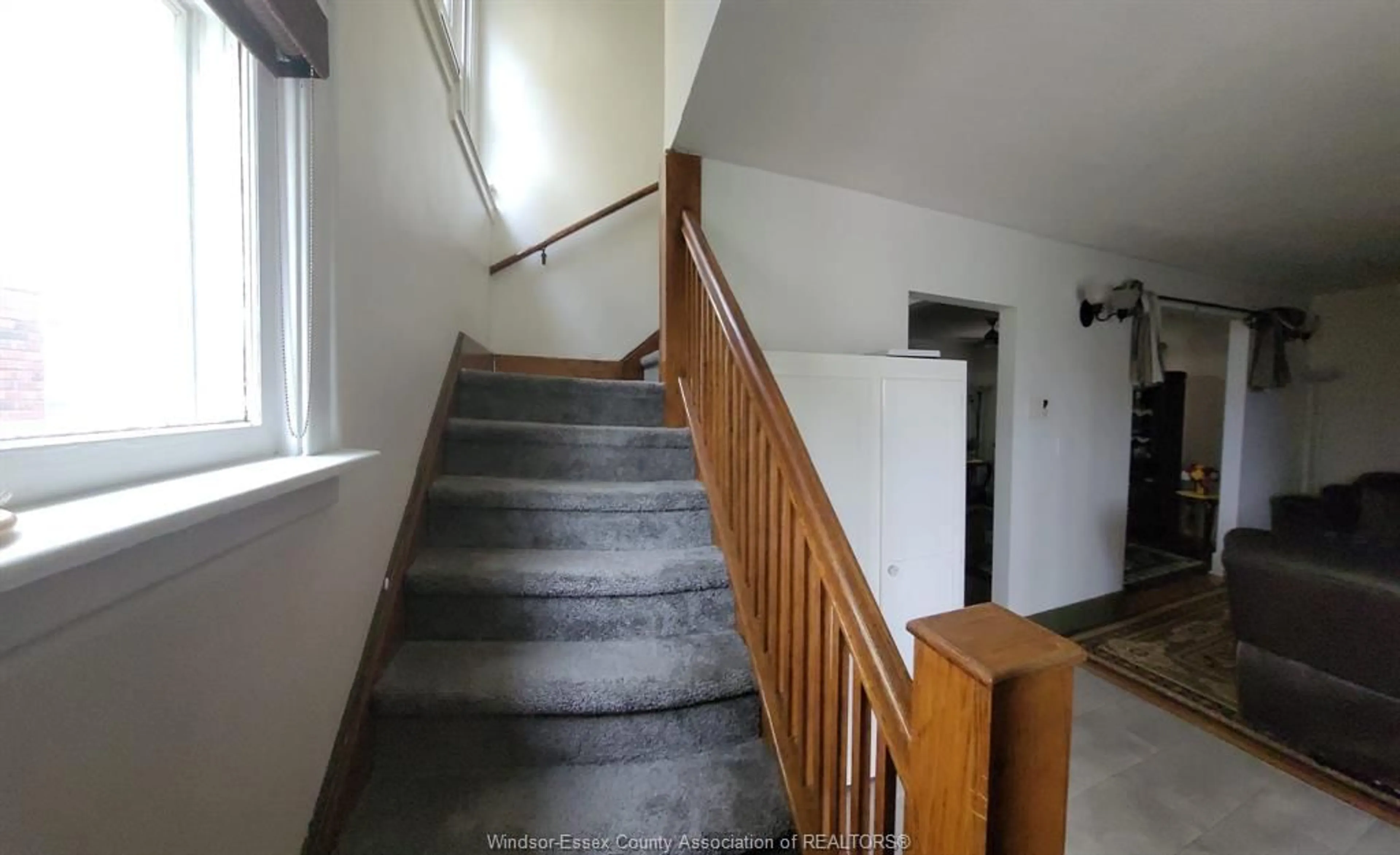 Stairs for 1116 PARENT, Windsor Ontario N9A 2E5